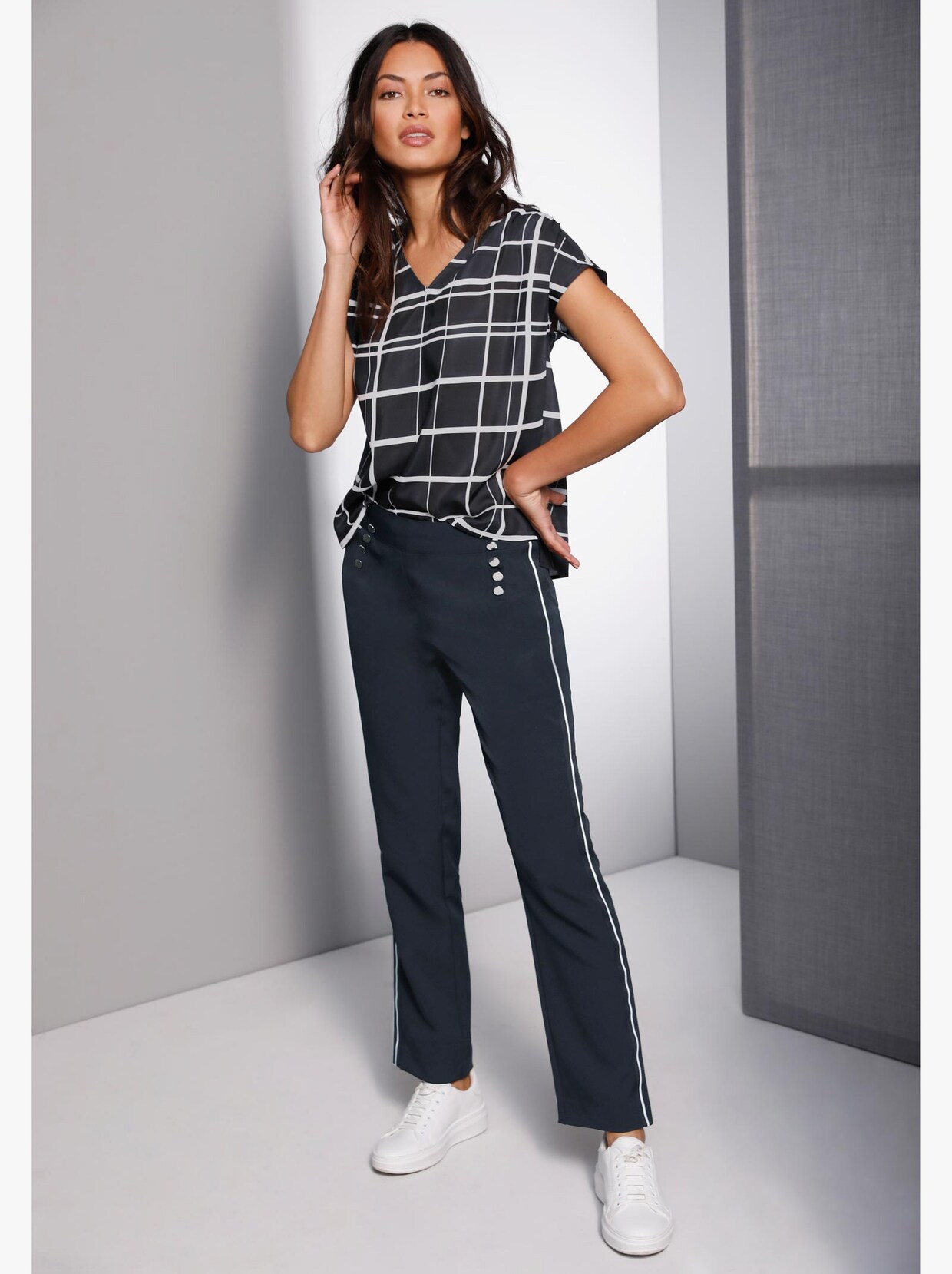 Schlupf-Bluse - blau-weiss-bedruckt