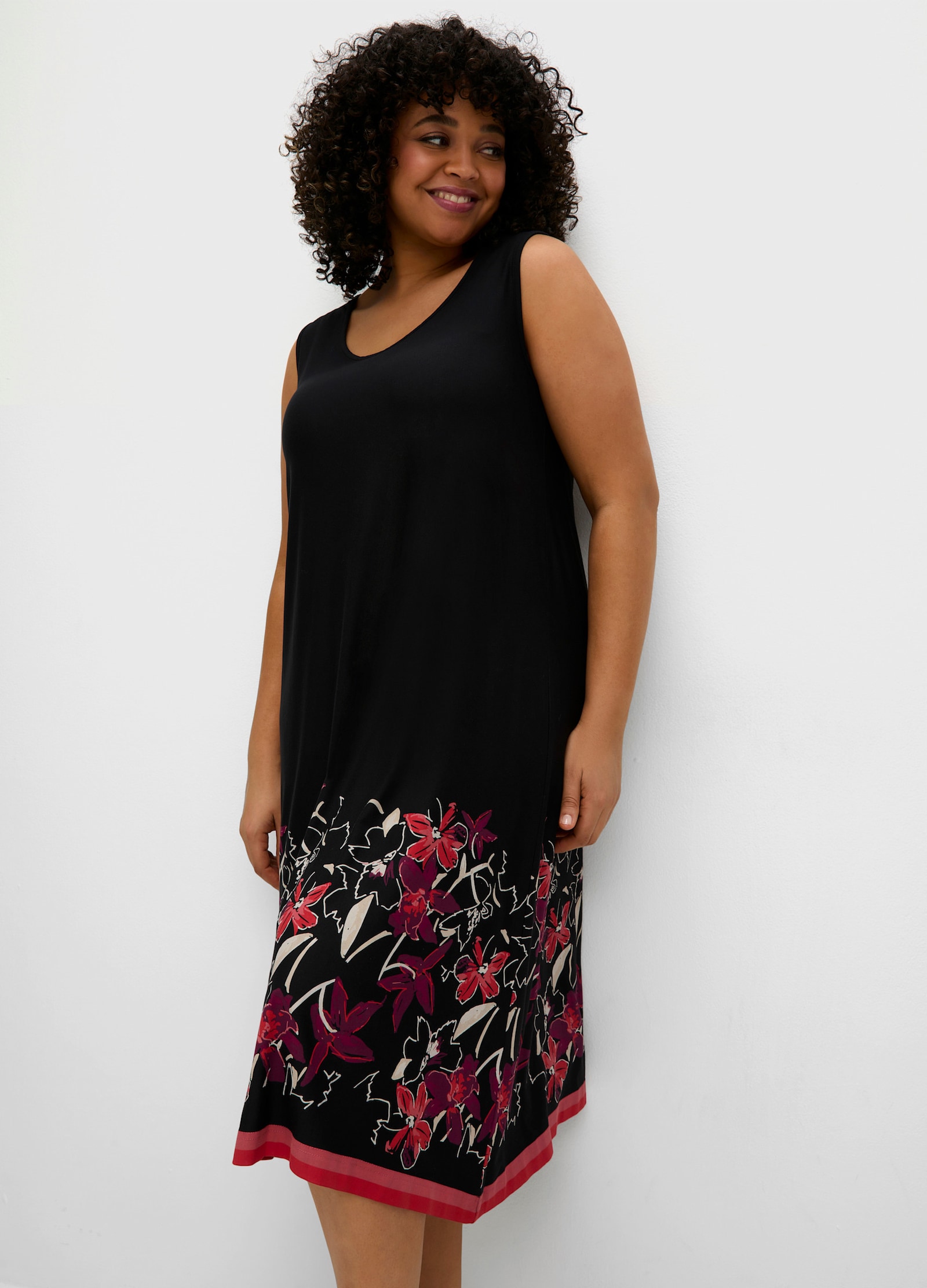 sheego Jerseykleid mit Blumenprint - schwarz bedruckt