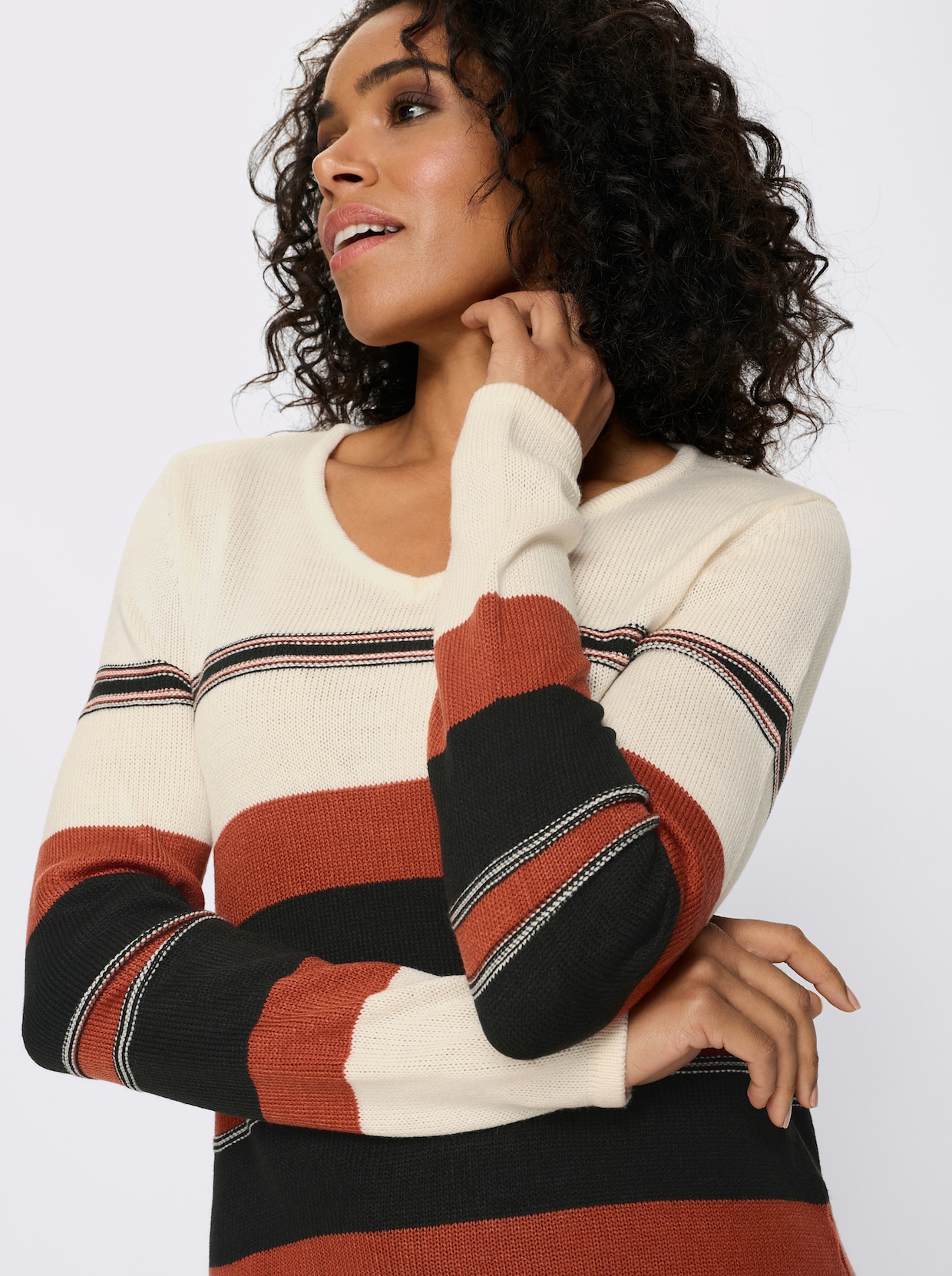 V-Ausschnitt-Pullover - champagner-schwarz-geringelt