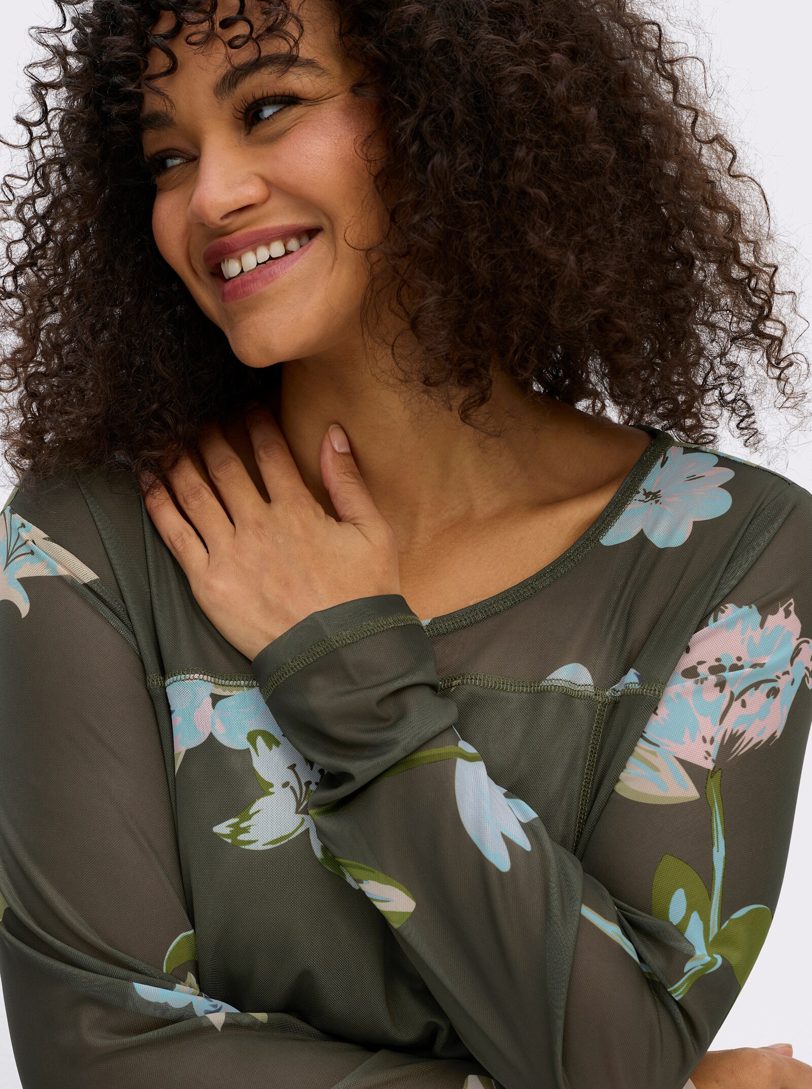 sheego by Joe Browns Langarmshirt mit Blumendruck - moos-ecru-gemustert