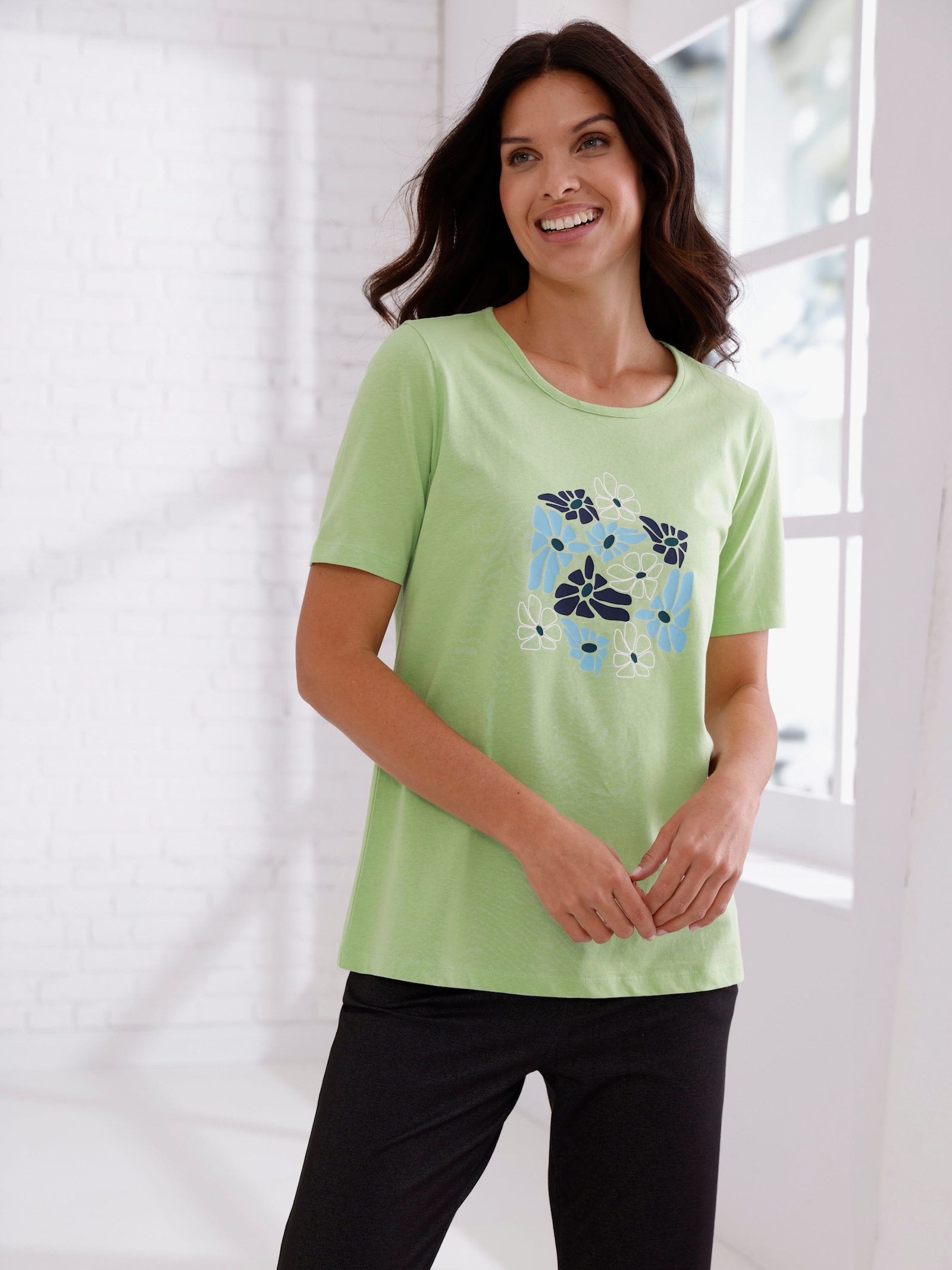 Kurzarmshirt mit platziertem Blumen-Print - reseda