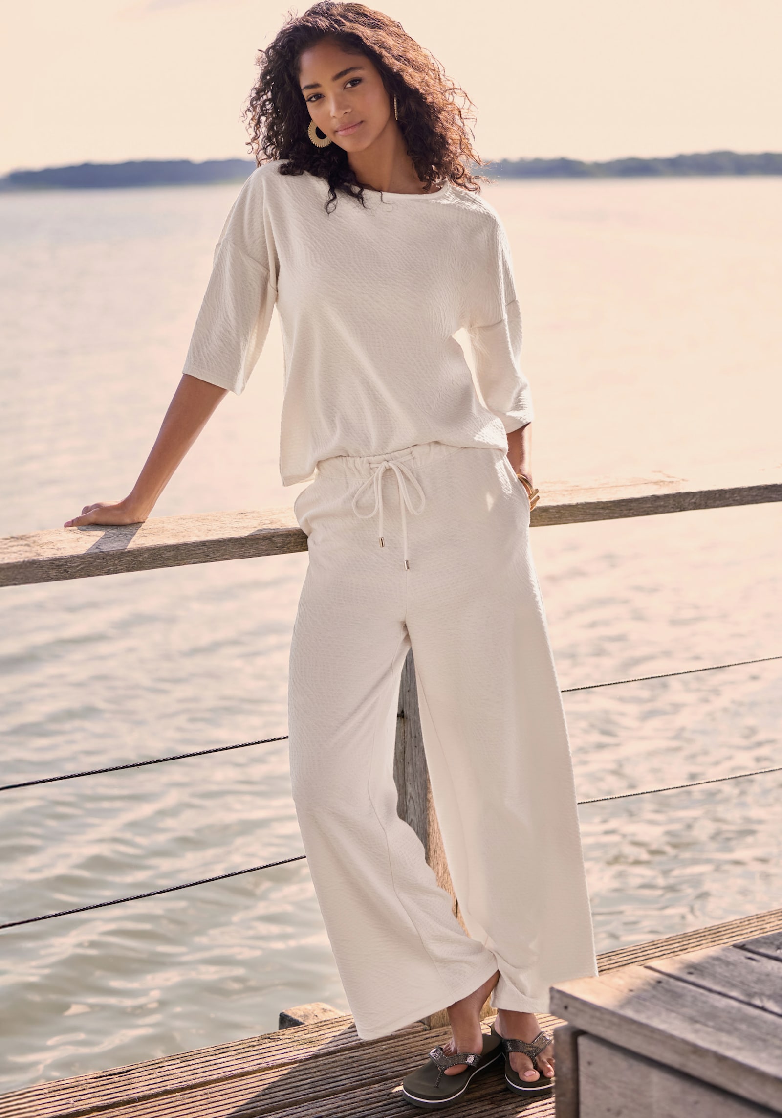 Venice Beach Rundhalsshirt - creme