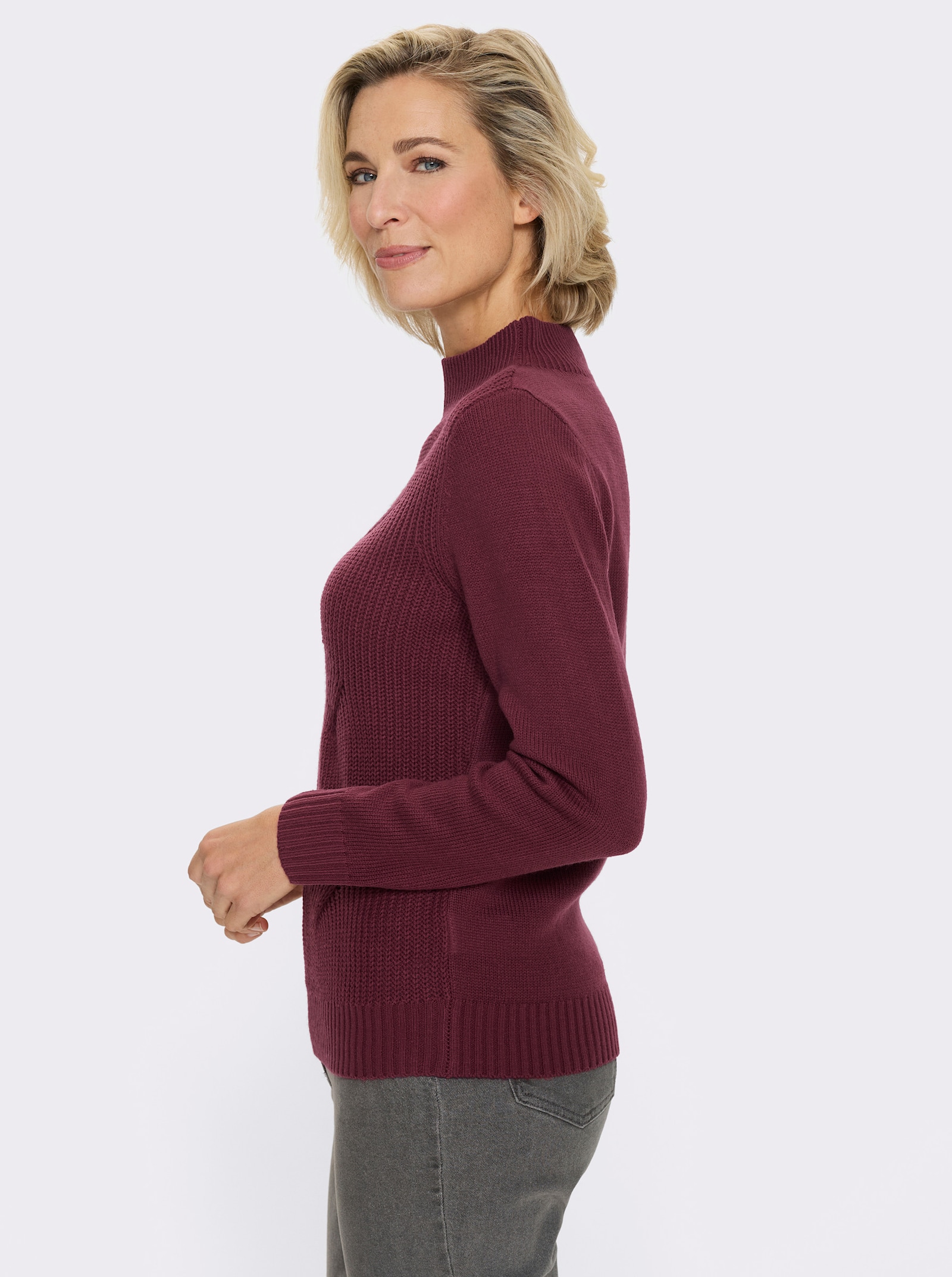 Svetr se stojáčkem a copánkovým vzorem vpředu - bordó