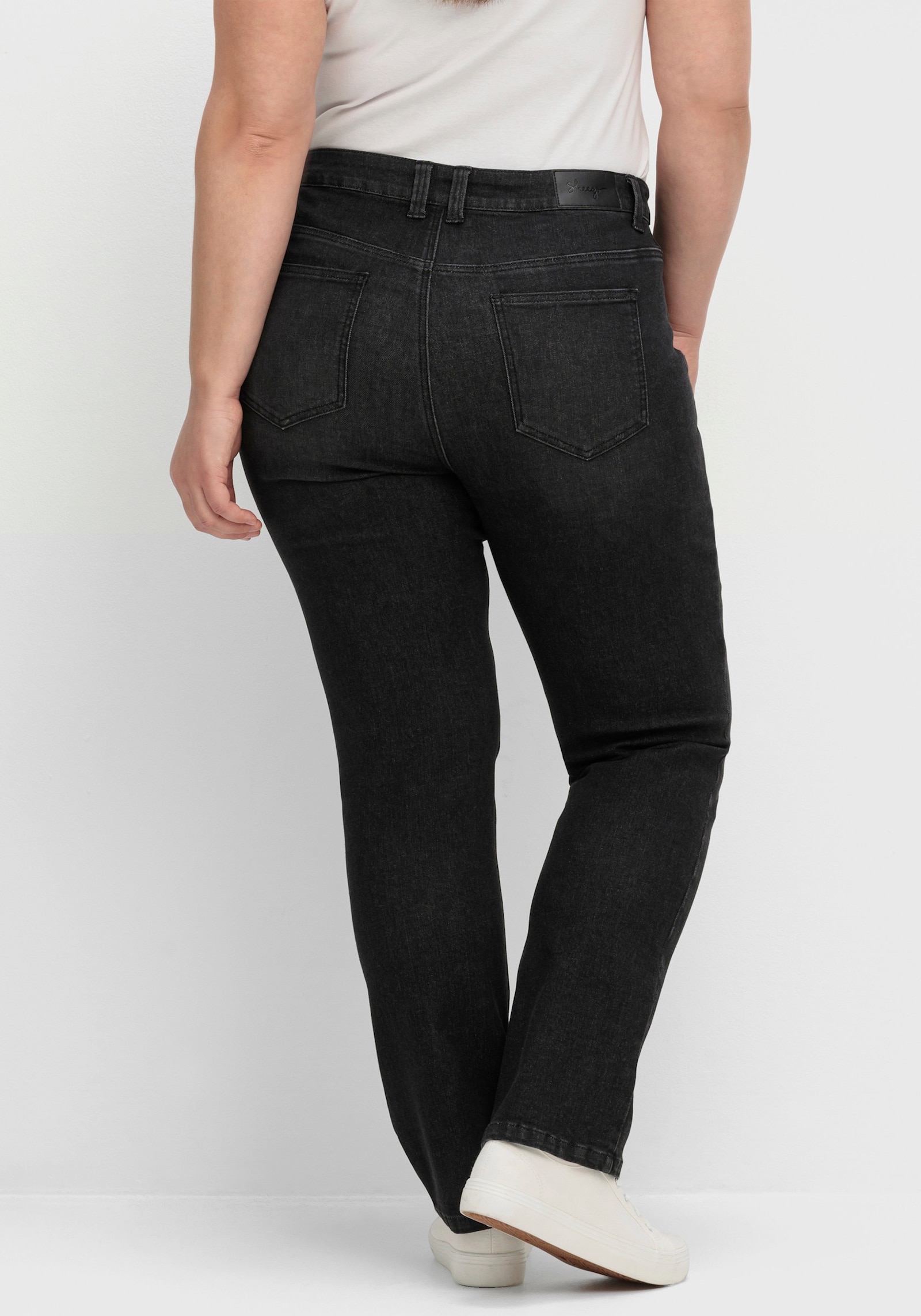 sheego Gerade Jeans mit TruTemp365® Fasern - black denim