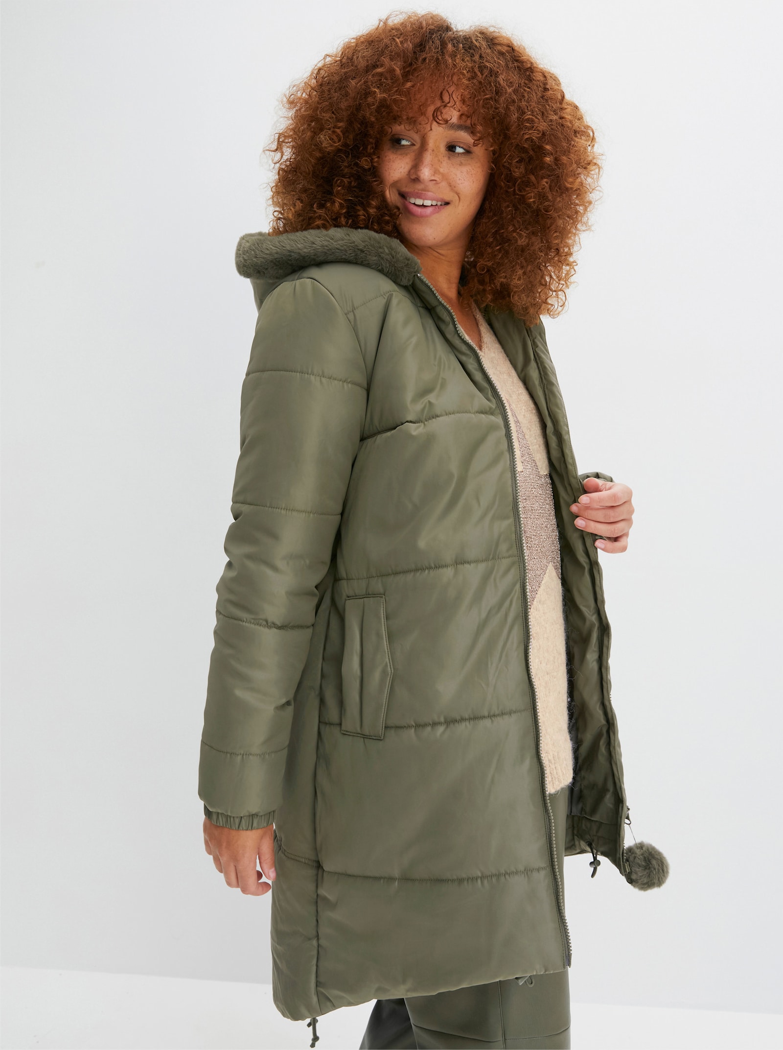 Steppmantel mit Sternen-Steppung hinten - khaki