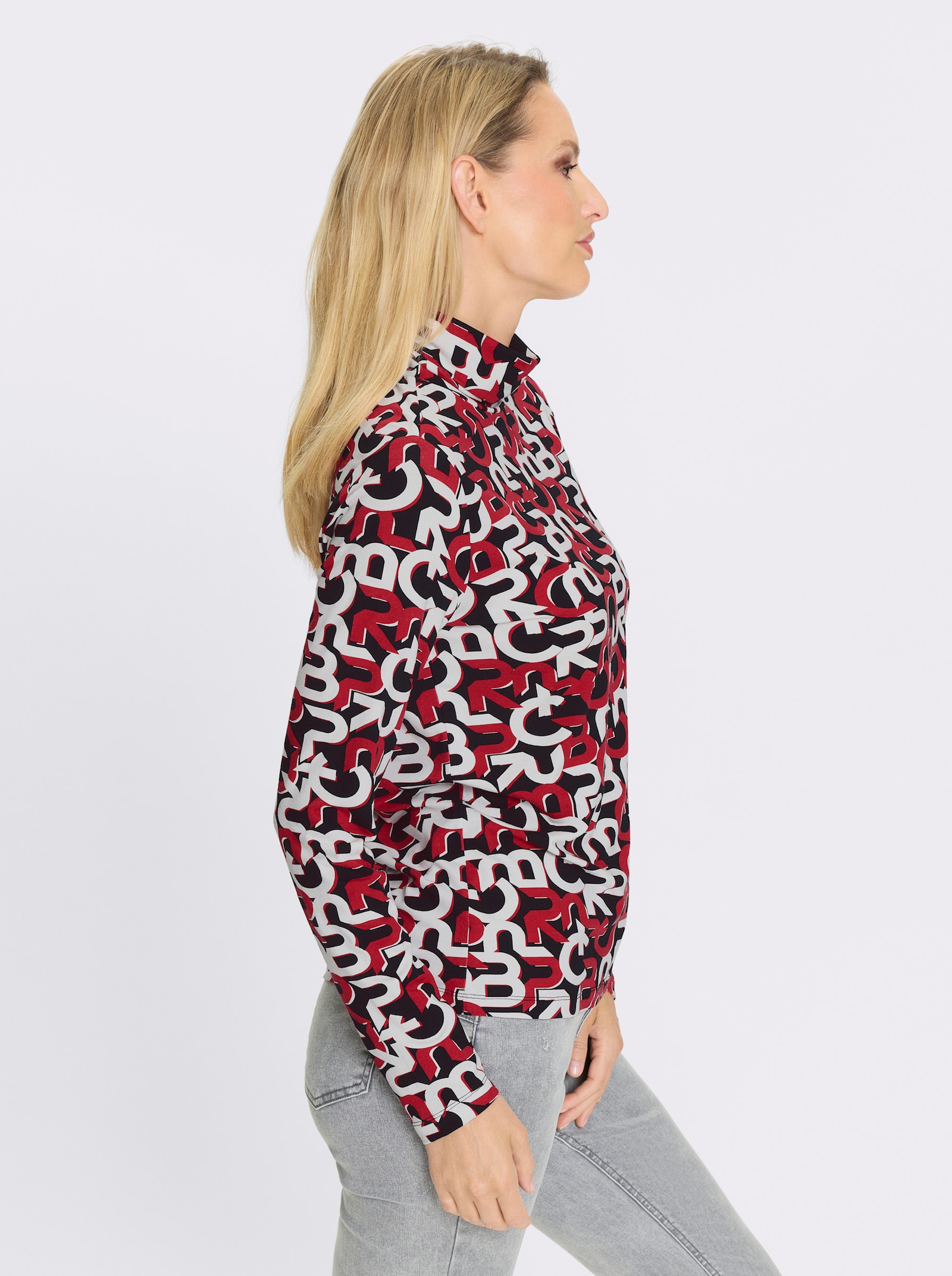 heine Rollkragenshirt mit Buchstaben-Print - schwarz-rot-bedruckt