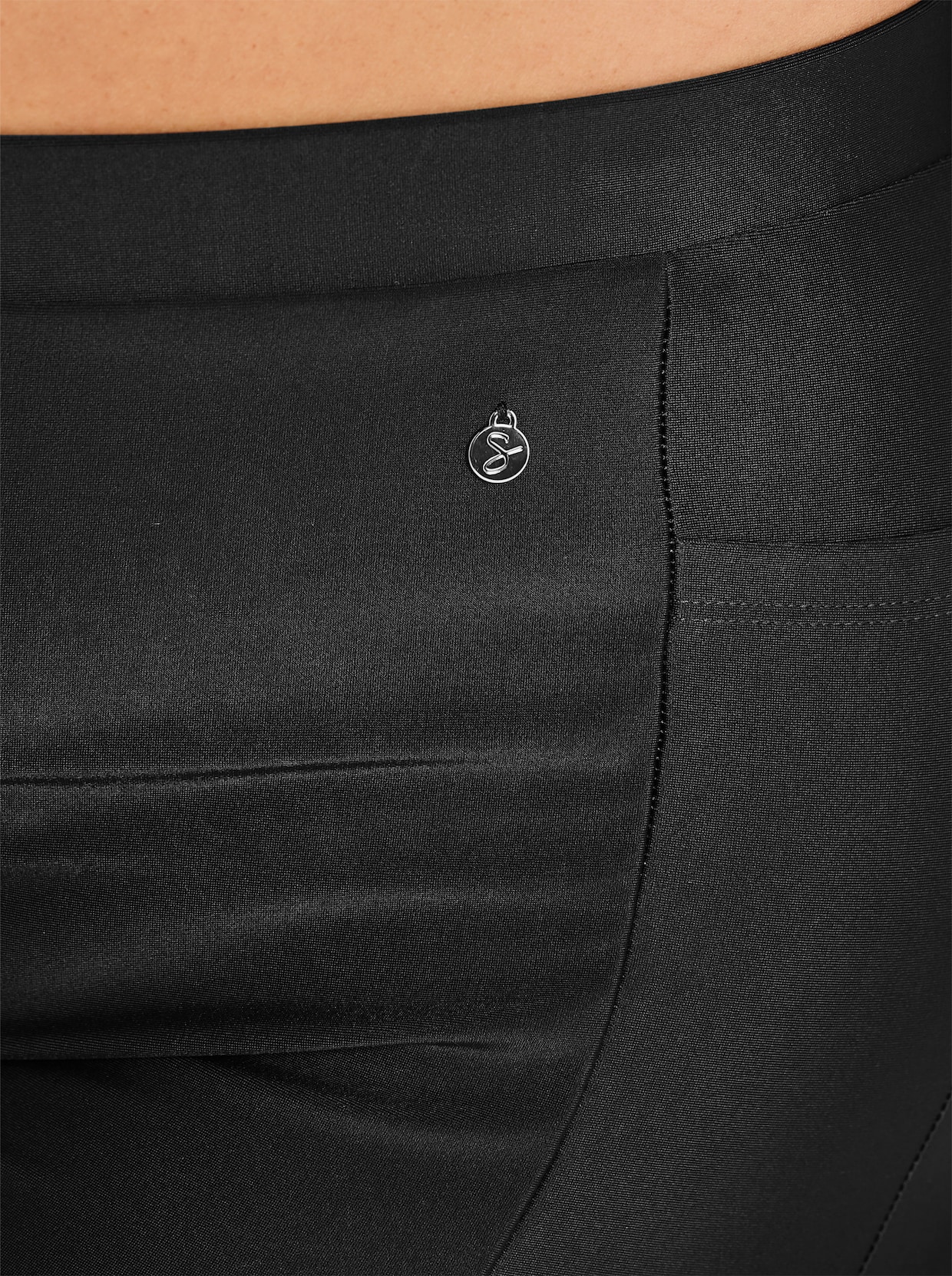 sheego Zwemshort met zakje - zwart