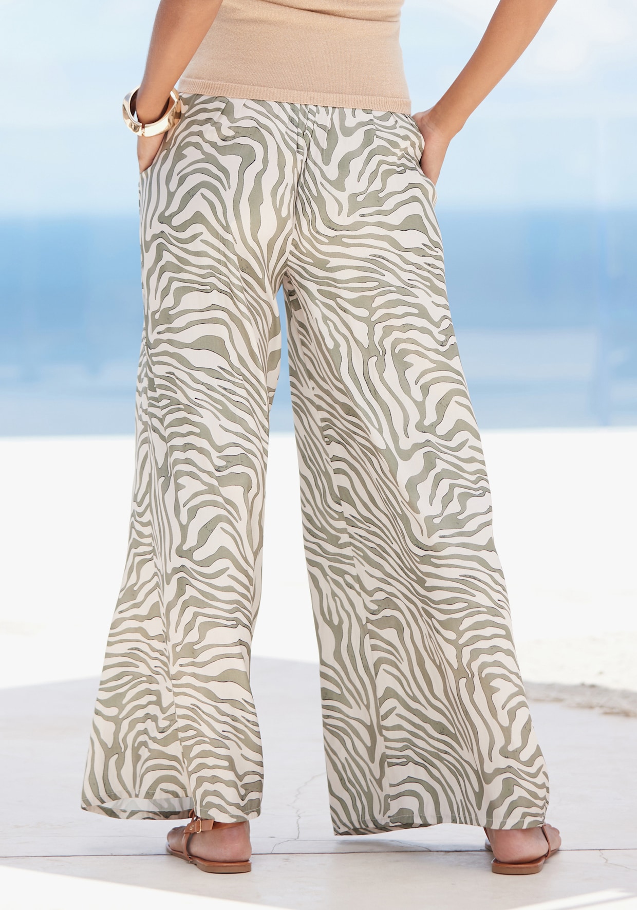 LASCANA Geweven broek - kaki/beige bedrukt