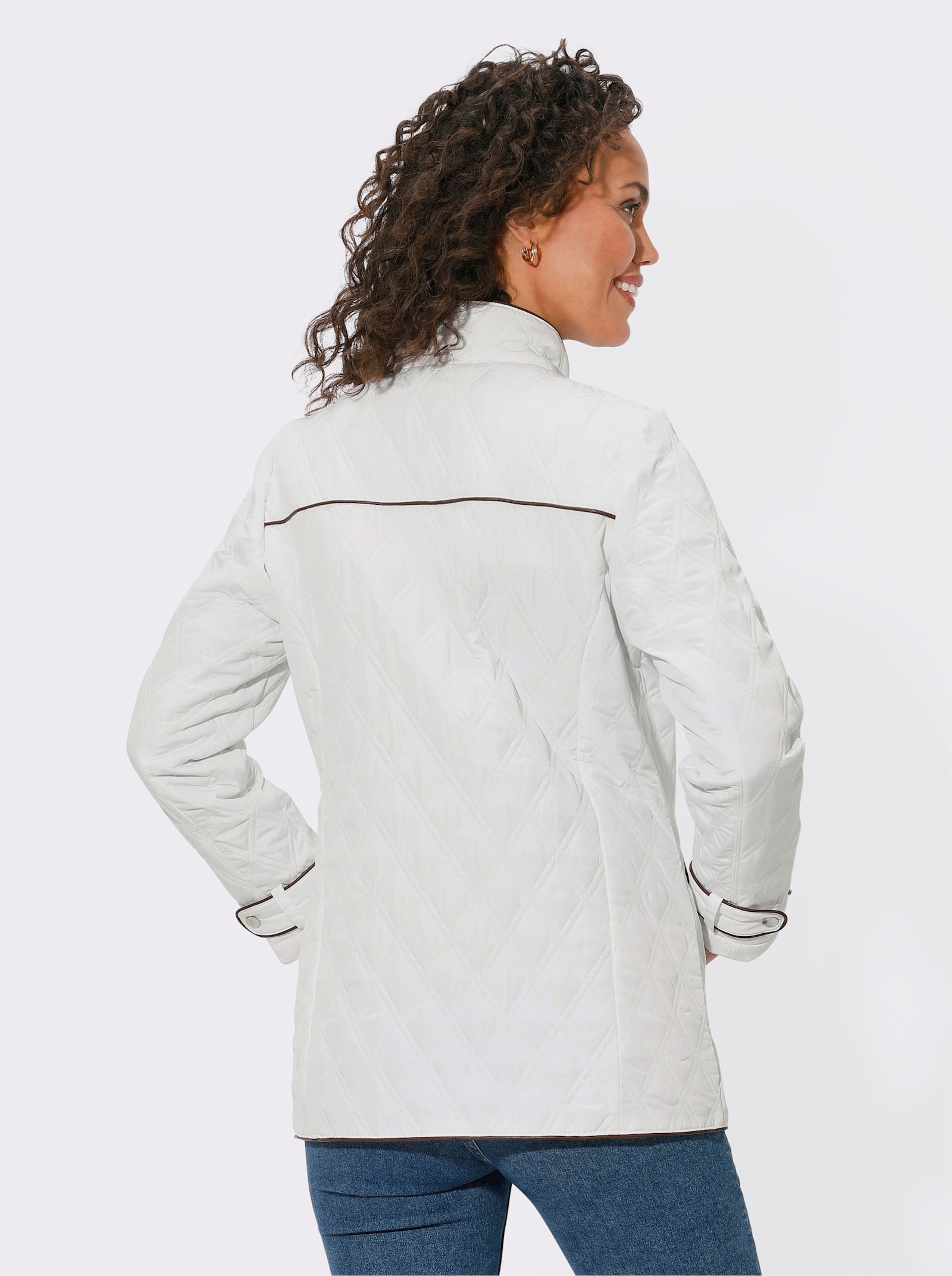 Steppjacke mit Lederimitat-Paspelierungen - ecru