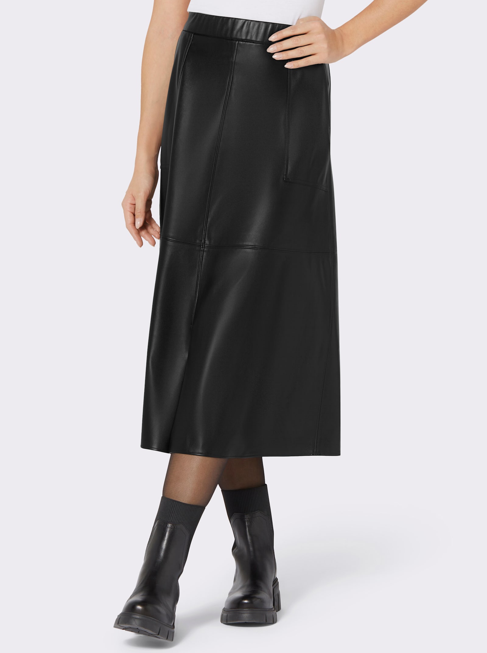 Rok van imitatieleer in uitlopend model - zwart