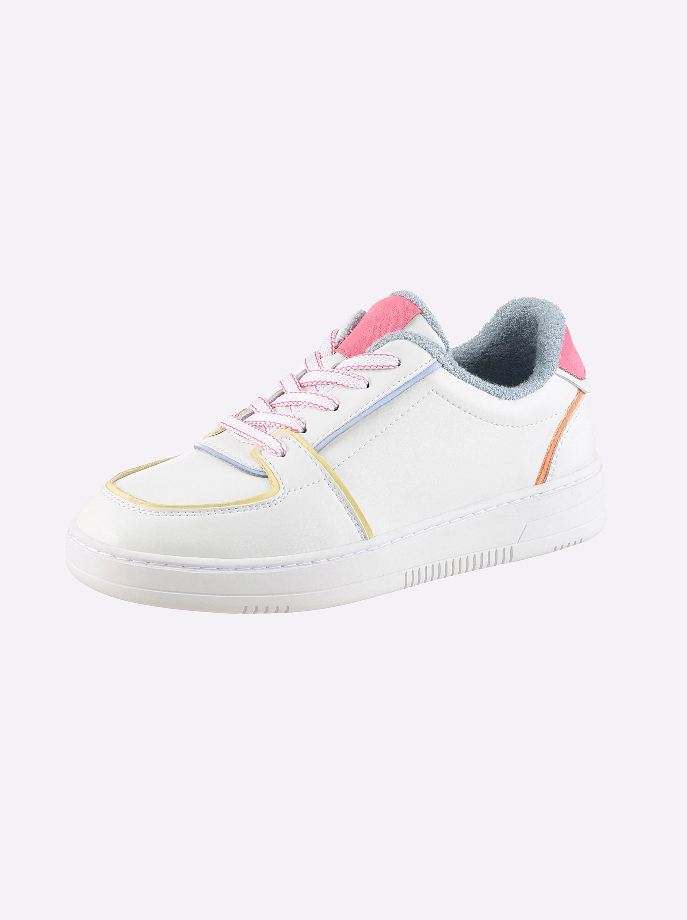 Sneaker