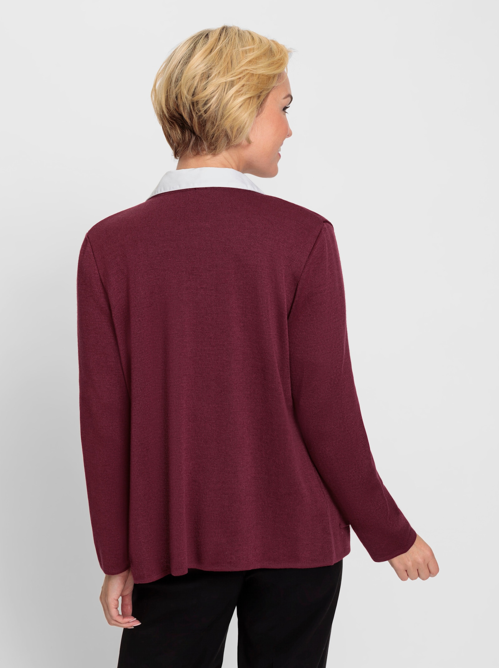 Strickjacke mit Schmuckknöpfen - bordeaux