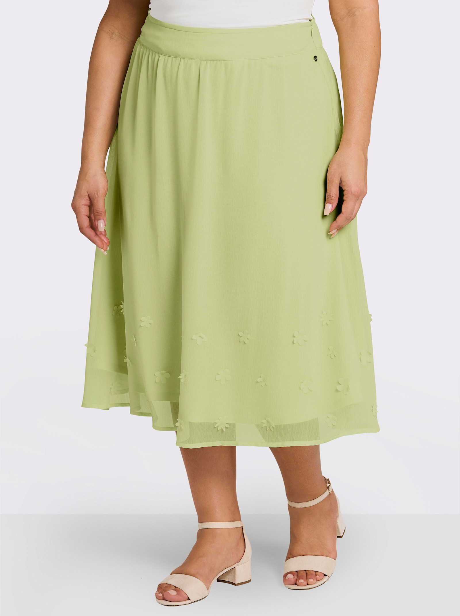 sheego Chiffonrock mit Blüten-Applikationen am Saum - pistazie