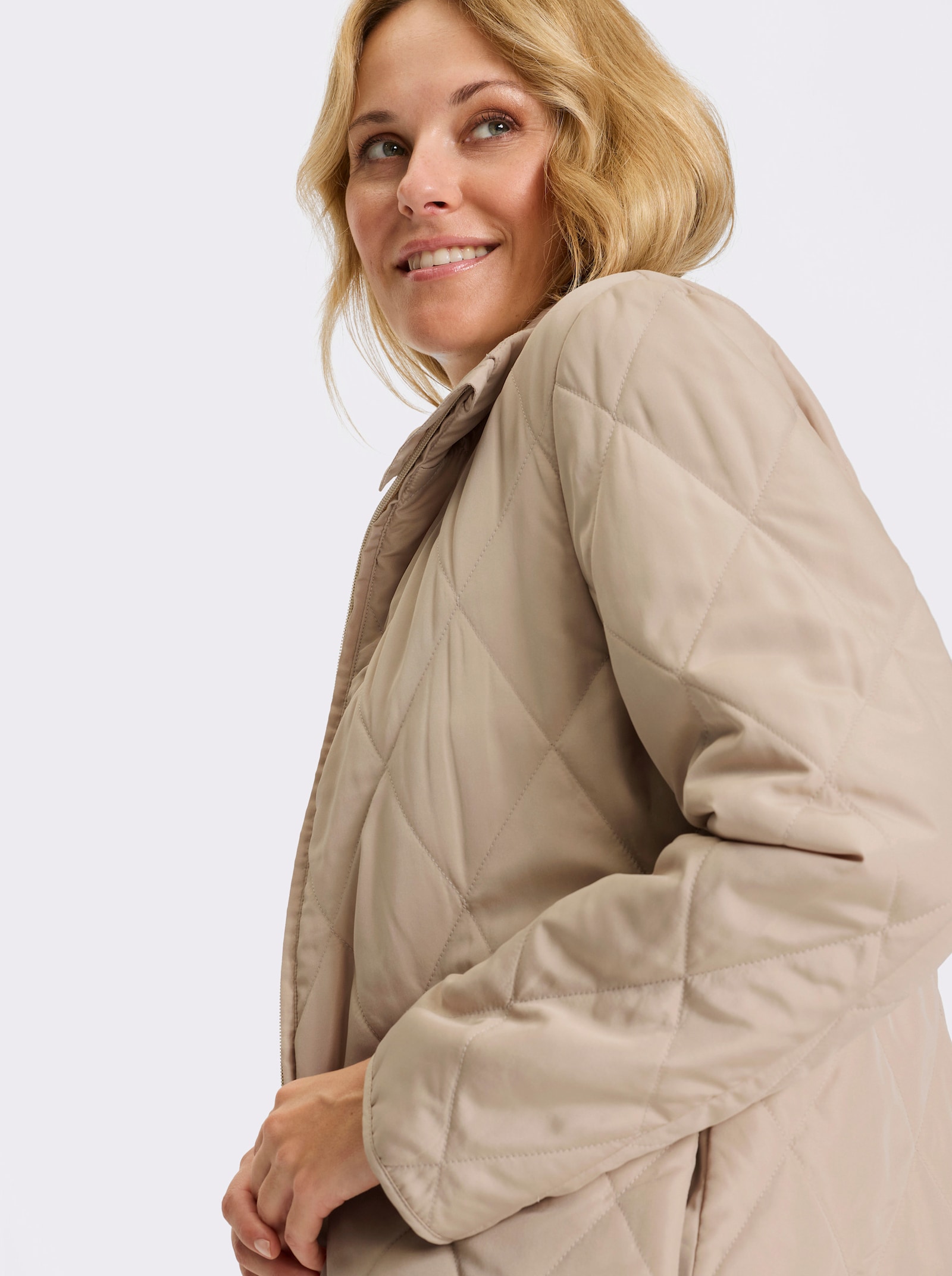 Longjacke mit Rautensteppung - beige