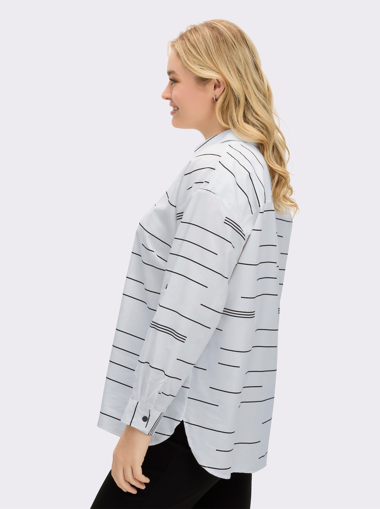 Schlupf-Bluse mit verlängertem Rückenteil - ecru-schwarz-bedruckt