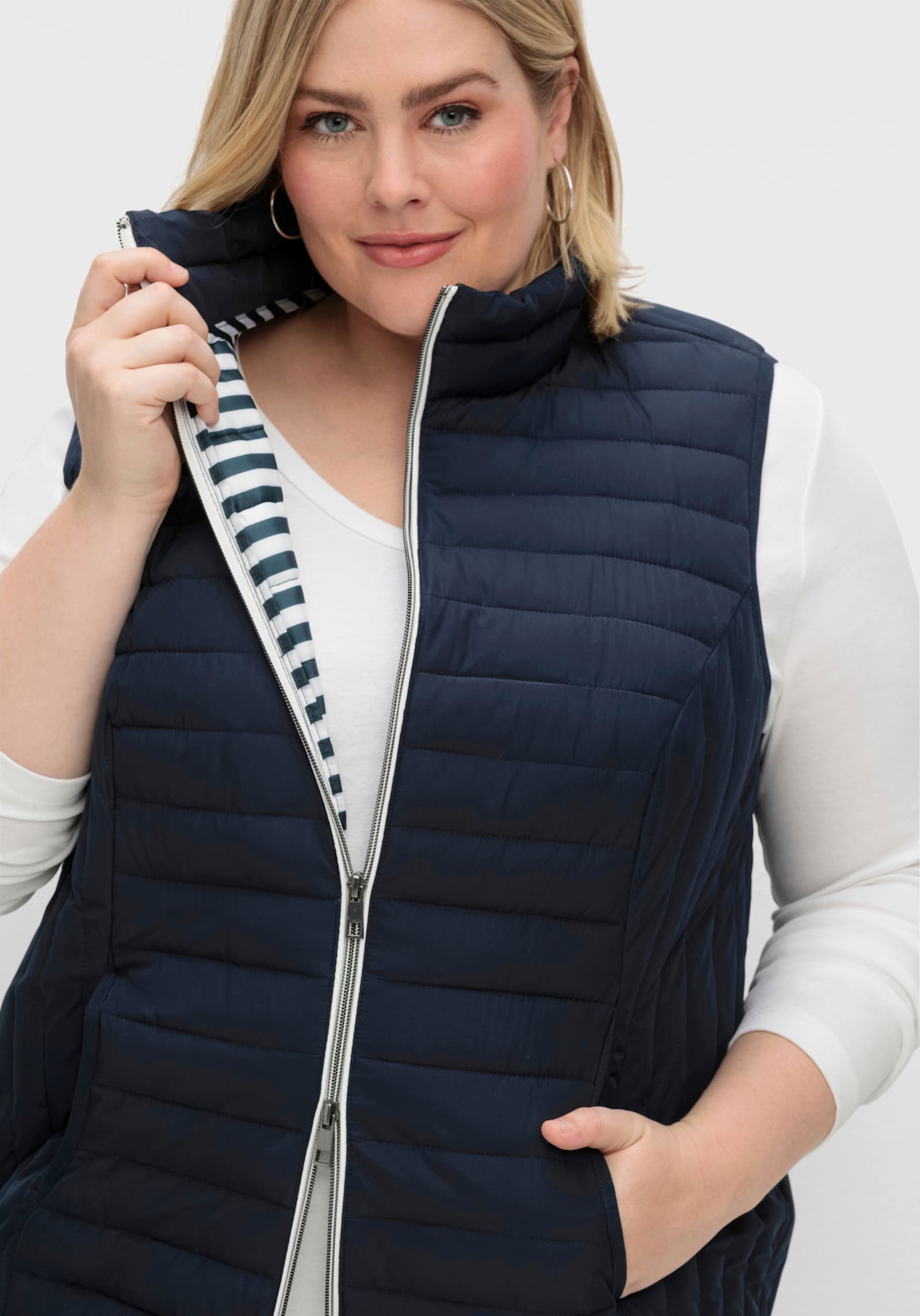 sheego Steppweste mit 2-Wege-Zipper - nachtblau