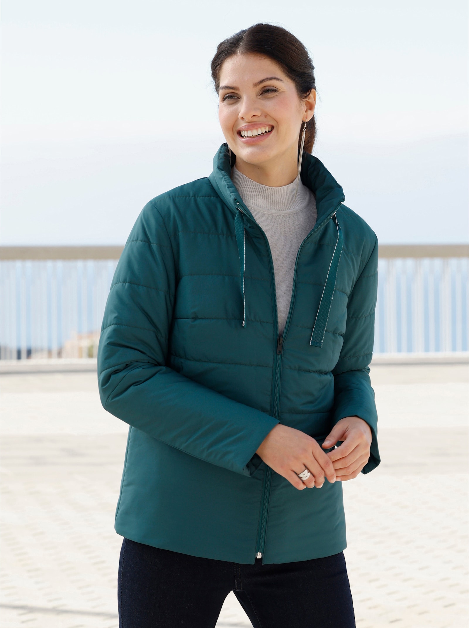 Steppjacke in kastiger Form - petrol