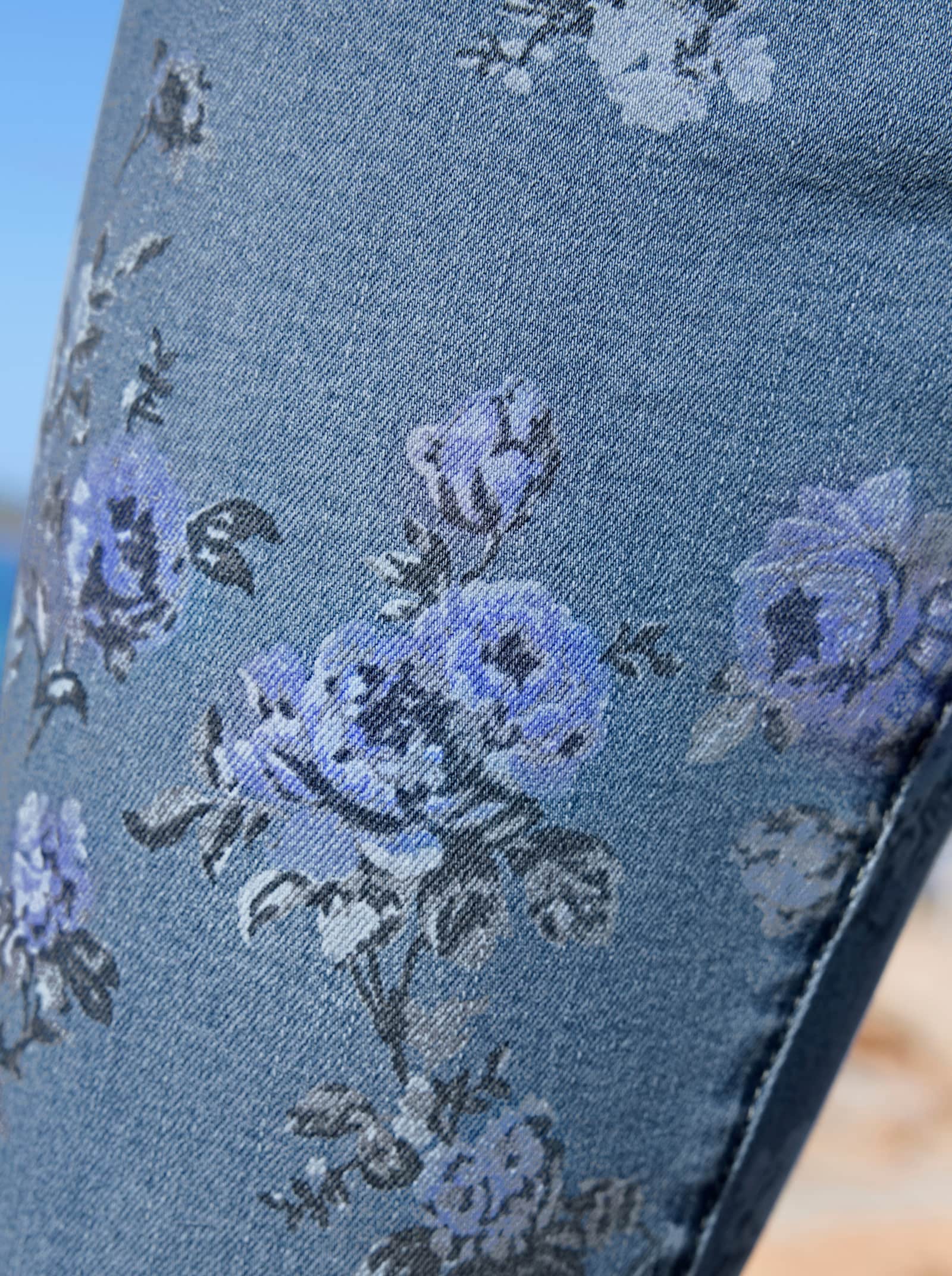 heine Jeans mit Push-up-Effekt - blue-bleached-bedruckt