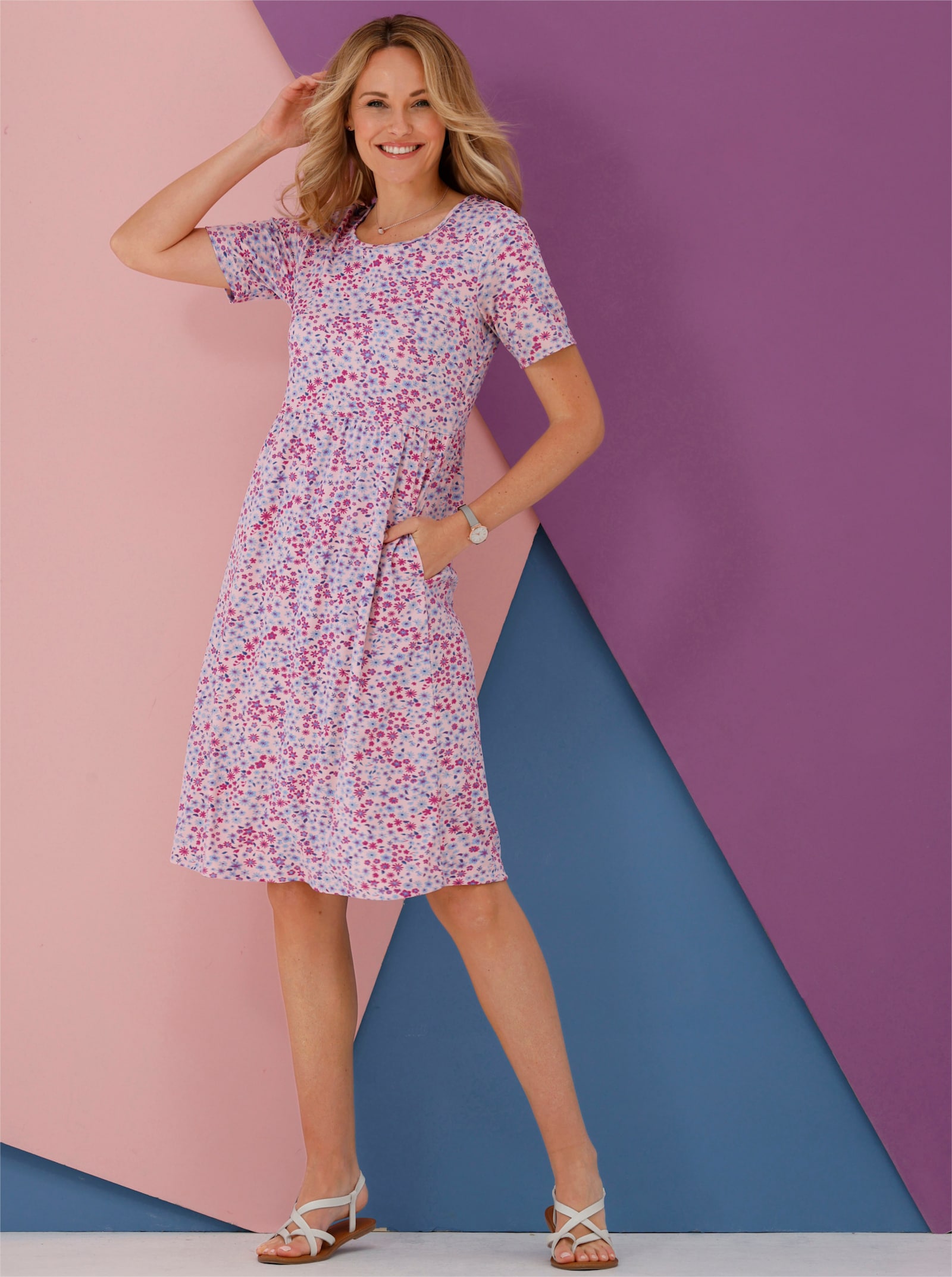 Jerseykleid mit ausgestelltem Rockteil - puder-erika-bedruckt