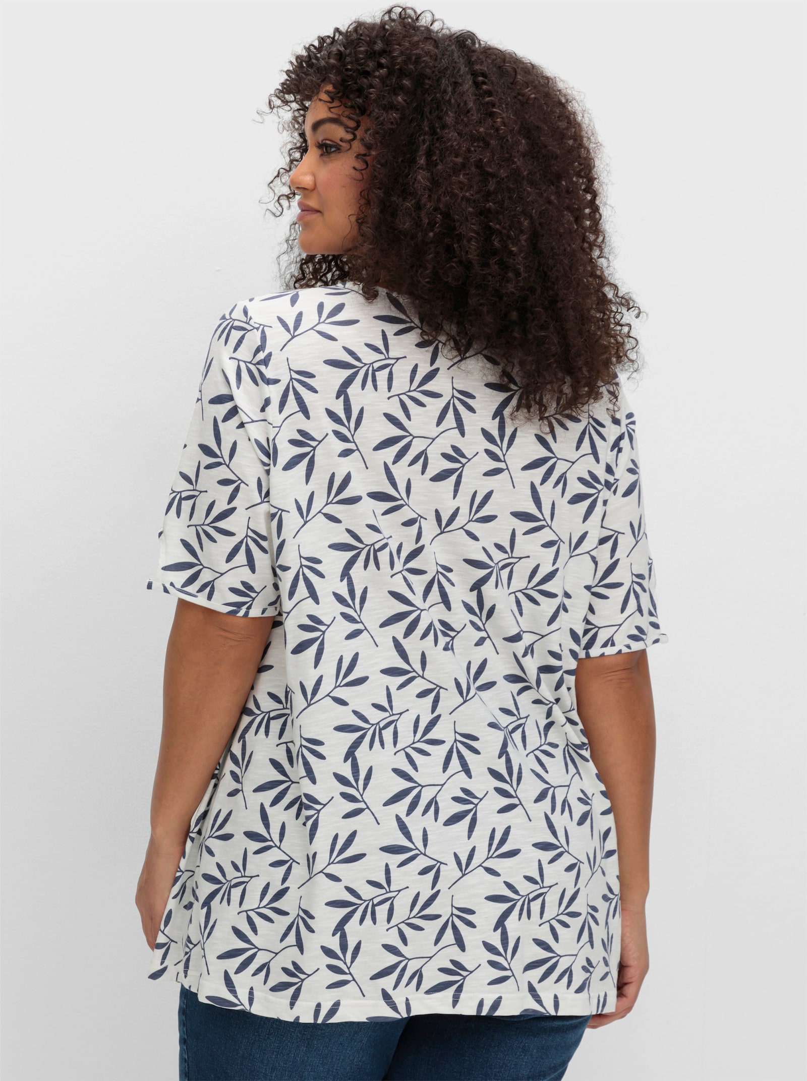 sheego Shirt met korte mouwen in A-lijn - ecru gedessineerd