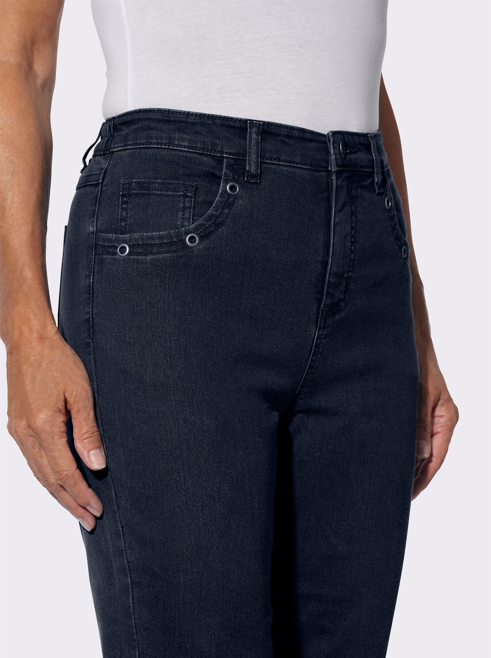 5-Pocket-Jeans mit Ösenverzierung - dark blue