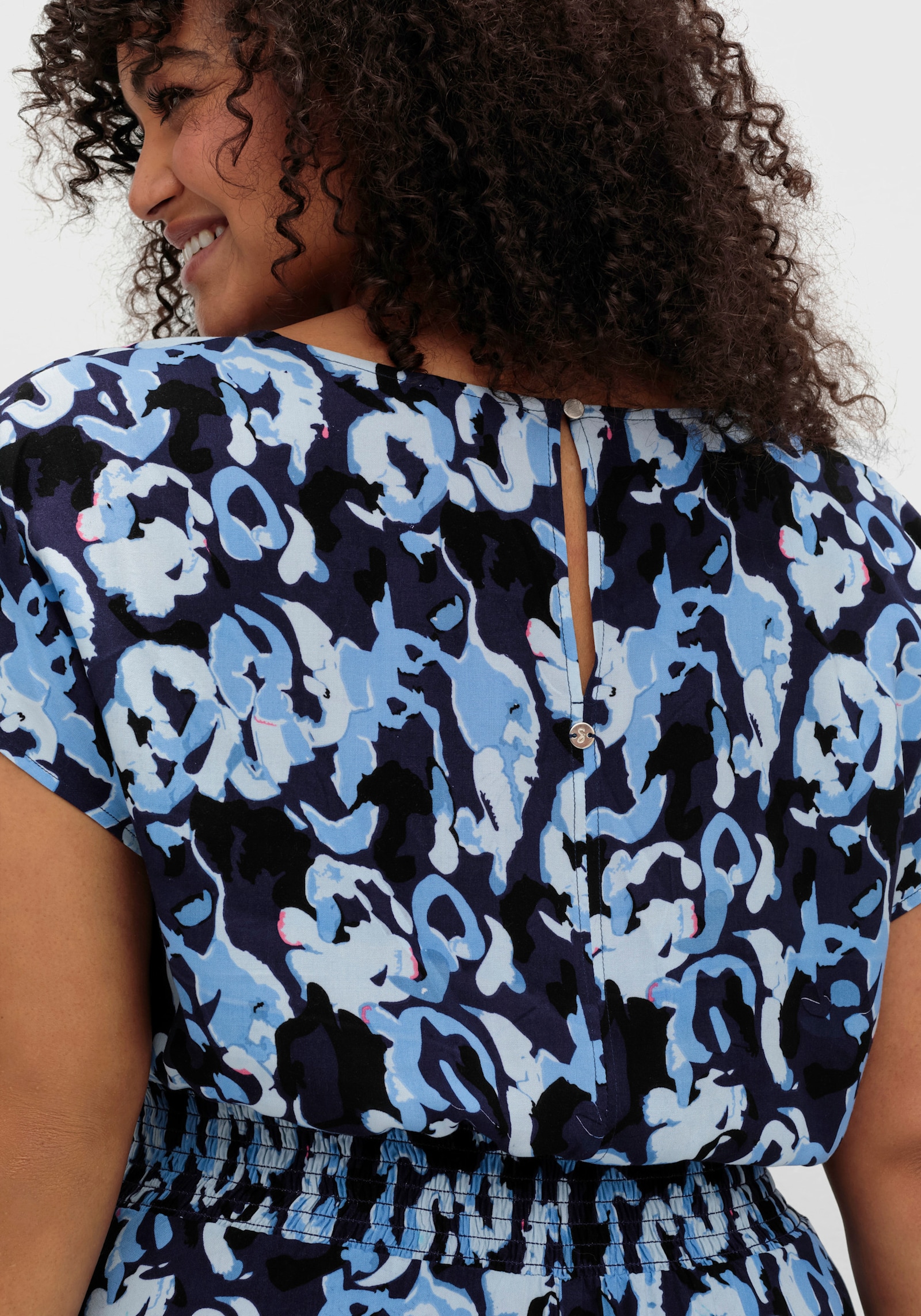 sheego Druckkleid mit Smokbund - marine-gemustert