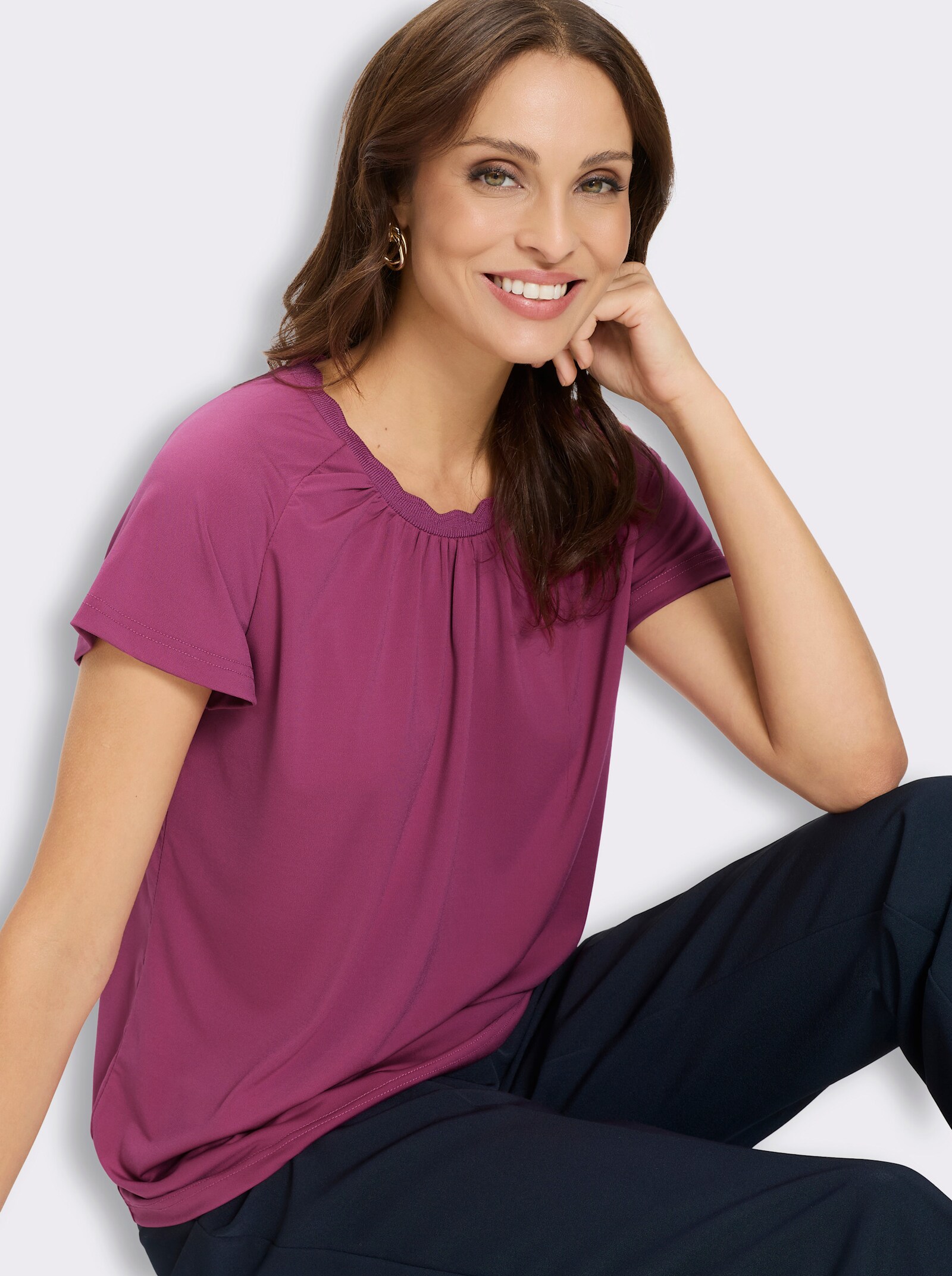 Kurzarmshirt mit gebogten Kanten - erika