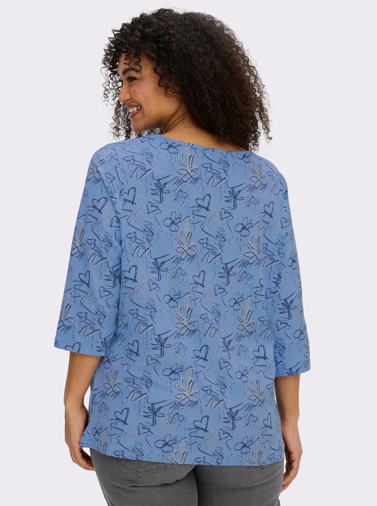 3/4-Arm-Shirt mit Herzen und Blüten verziert - bleu