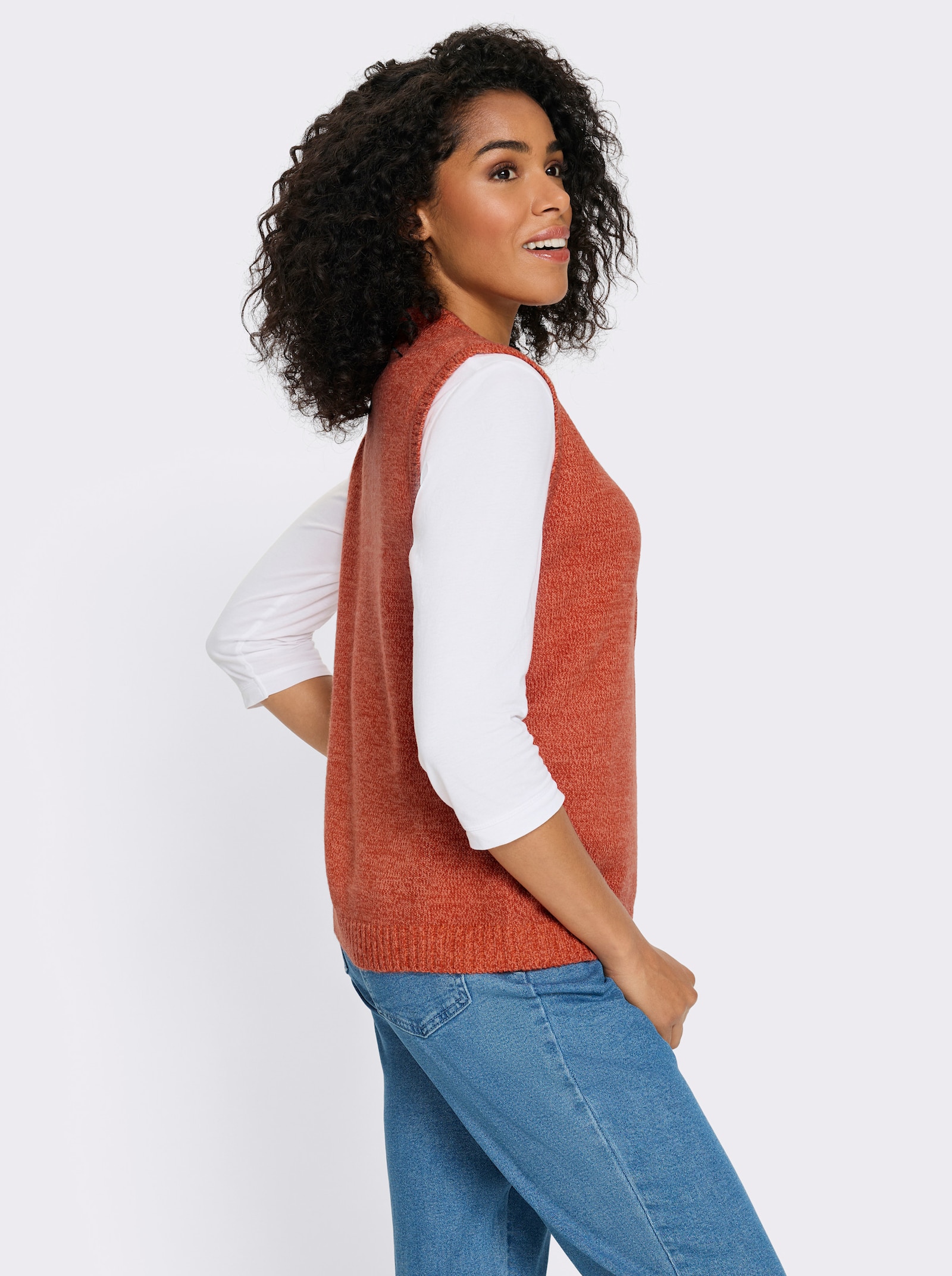 Mouwloos vest van gemêleerd garen - roestrood/papaja gemêleerd