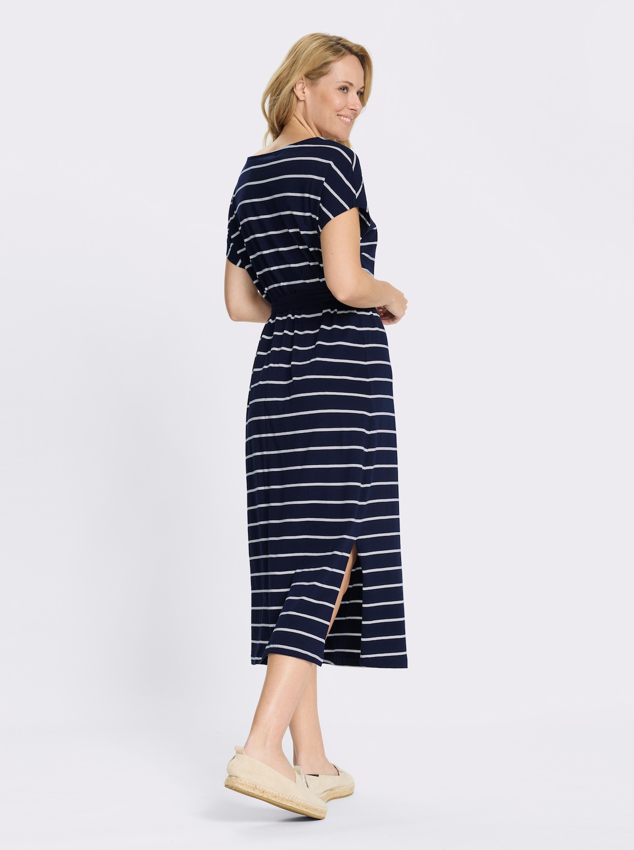 Jerseykleid mit U-Boot-Ausschnitt - marine-weiß-geringelt