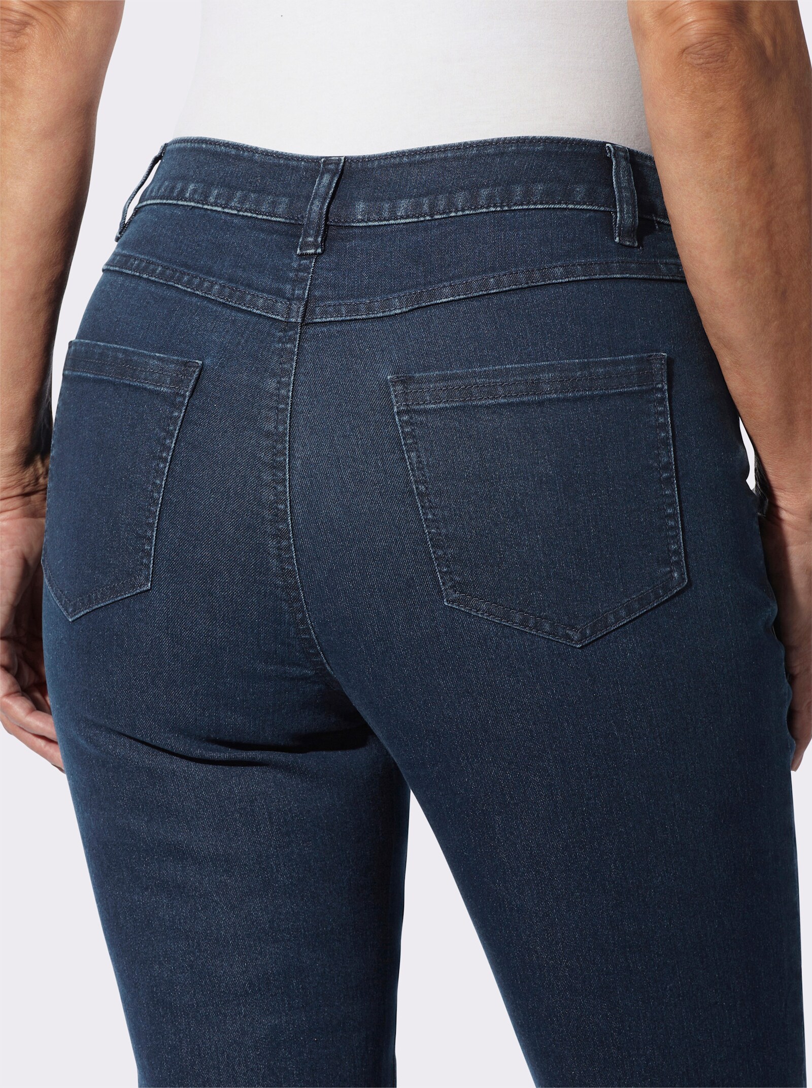 Jeans in Used-Optik - blue-stone-washed