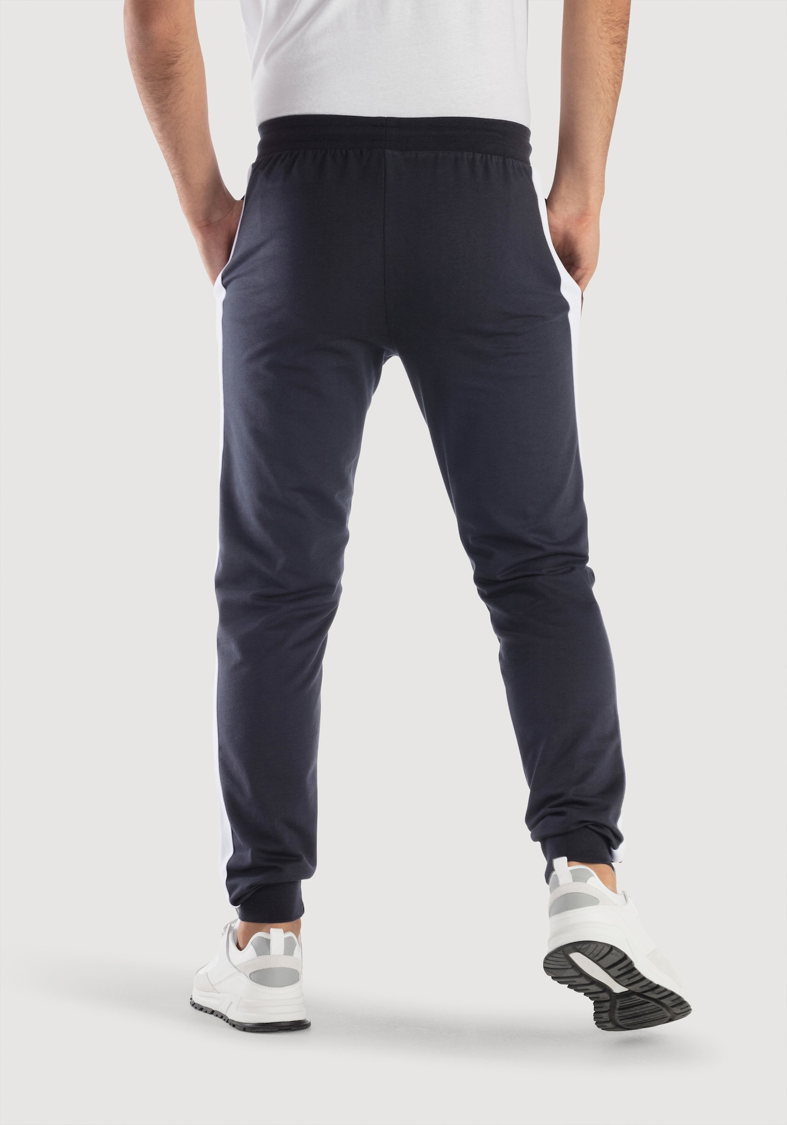 Bench. Loungewear Sweathose - navy-weiß