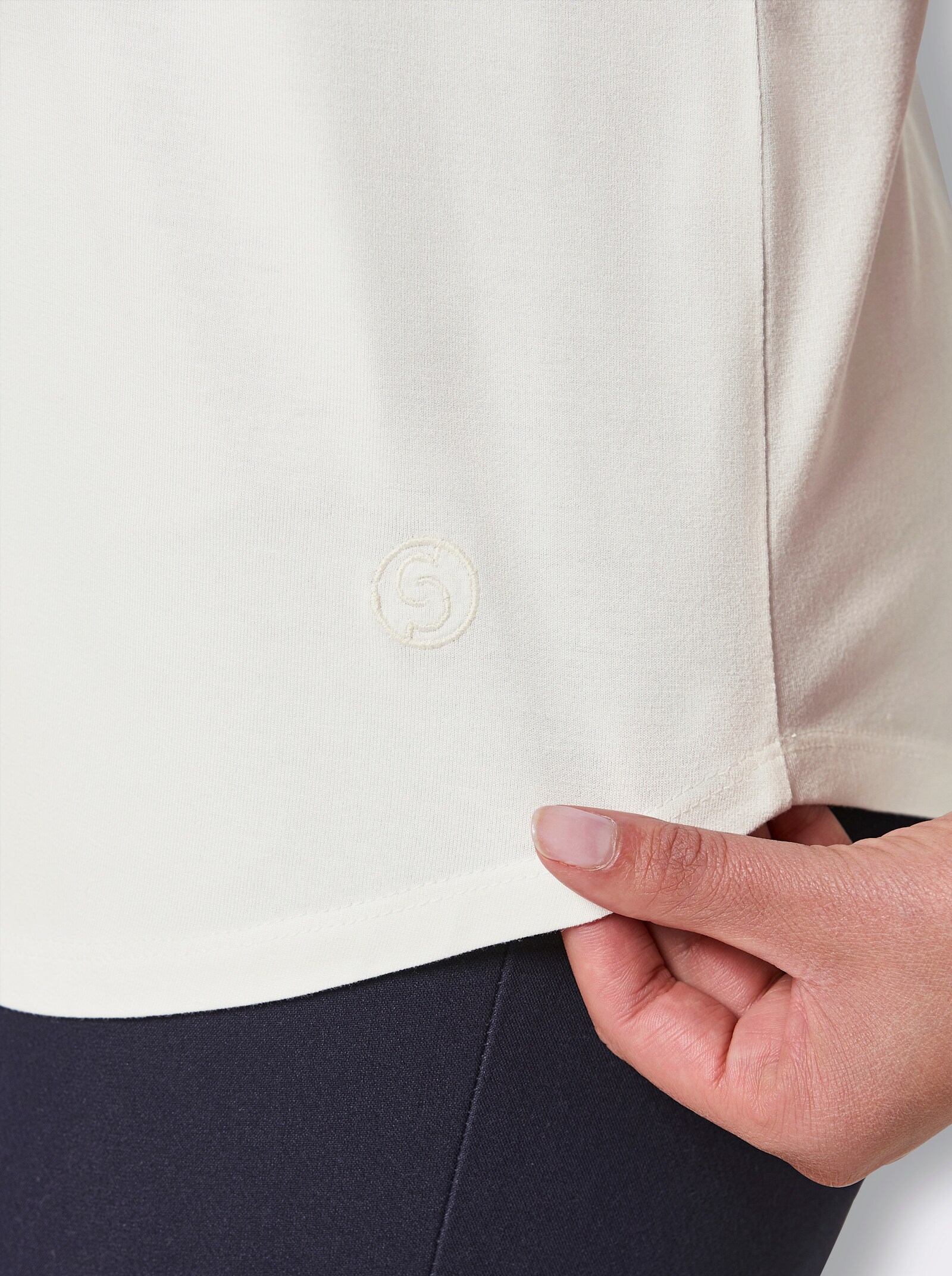 CREATION L PREMIUM Kurzarmshirt mit Logo-Stickerei - ecru