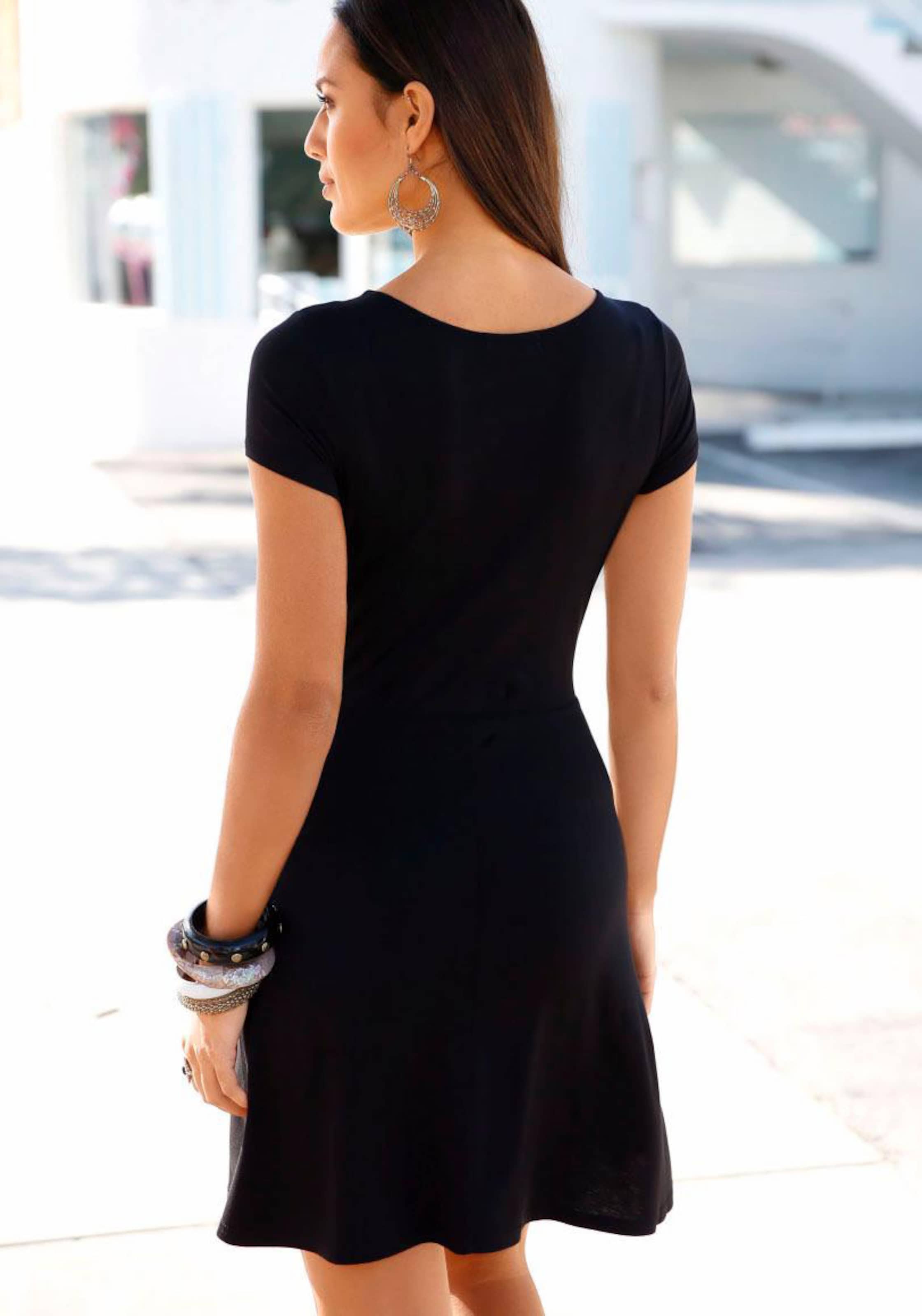 Kleid Schwarz günstig Kaufen-Sommerkleid in schwarz von LASCANA. Sommerkleid in schwarz von LASCANA <![CDATA[Ausschnitt mit überkreuzten Bändern vorn. Schwingendes Rockteil. Länge ca. 82 cm. Aus 95% Viskose, 5% Elasthan.]]>. 
