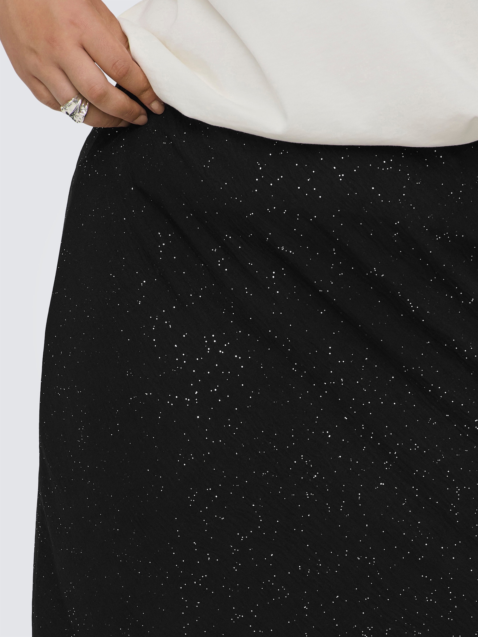 ONLY CARMAKOMA Midirock - black aop:silver foil detail