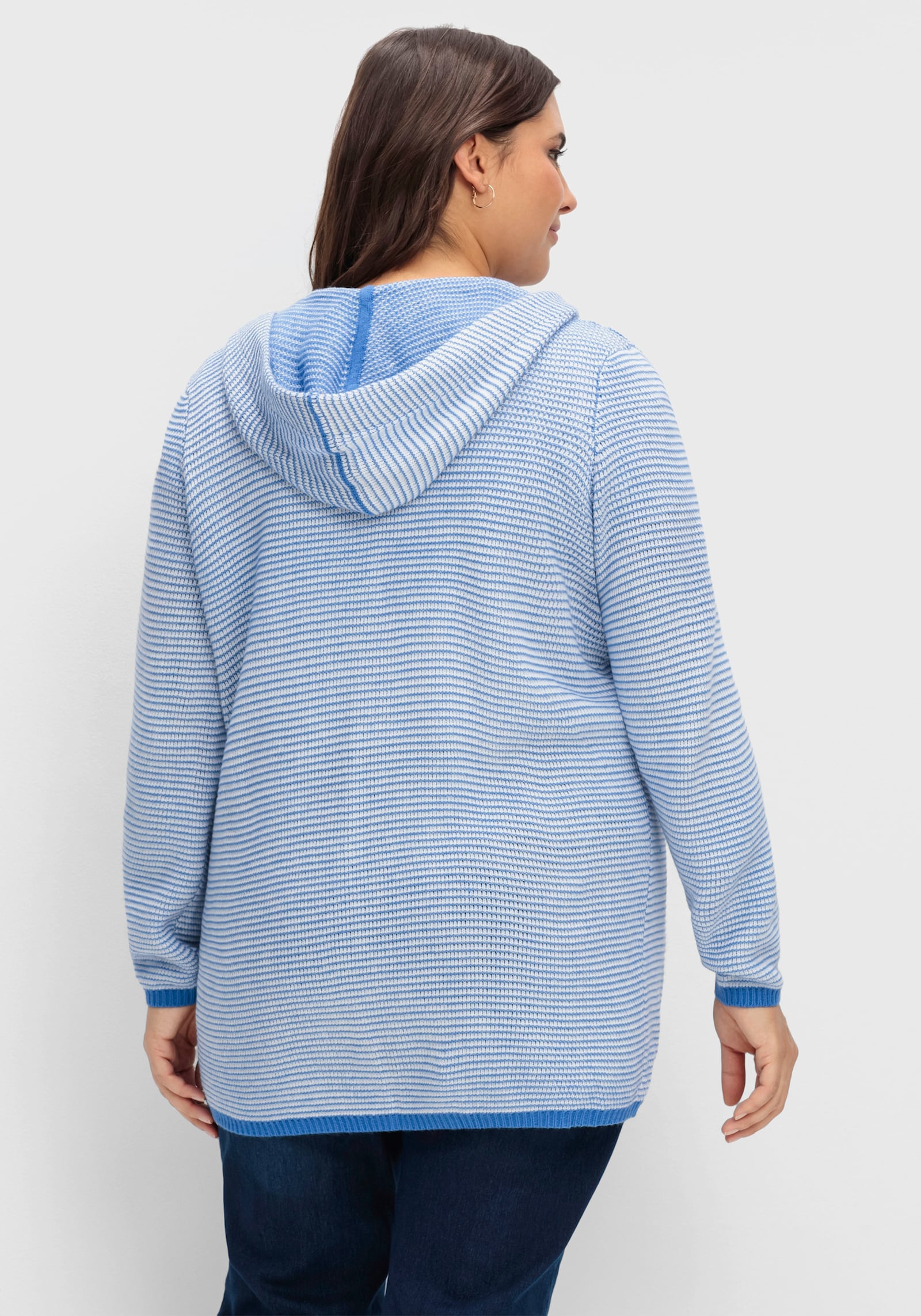 Kapuzenstrickjacke in langer Form - jeansblau-geringelt