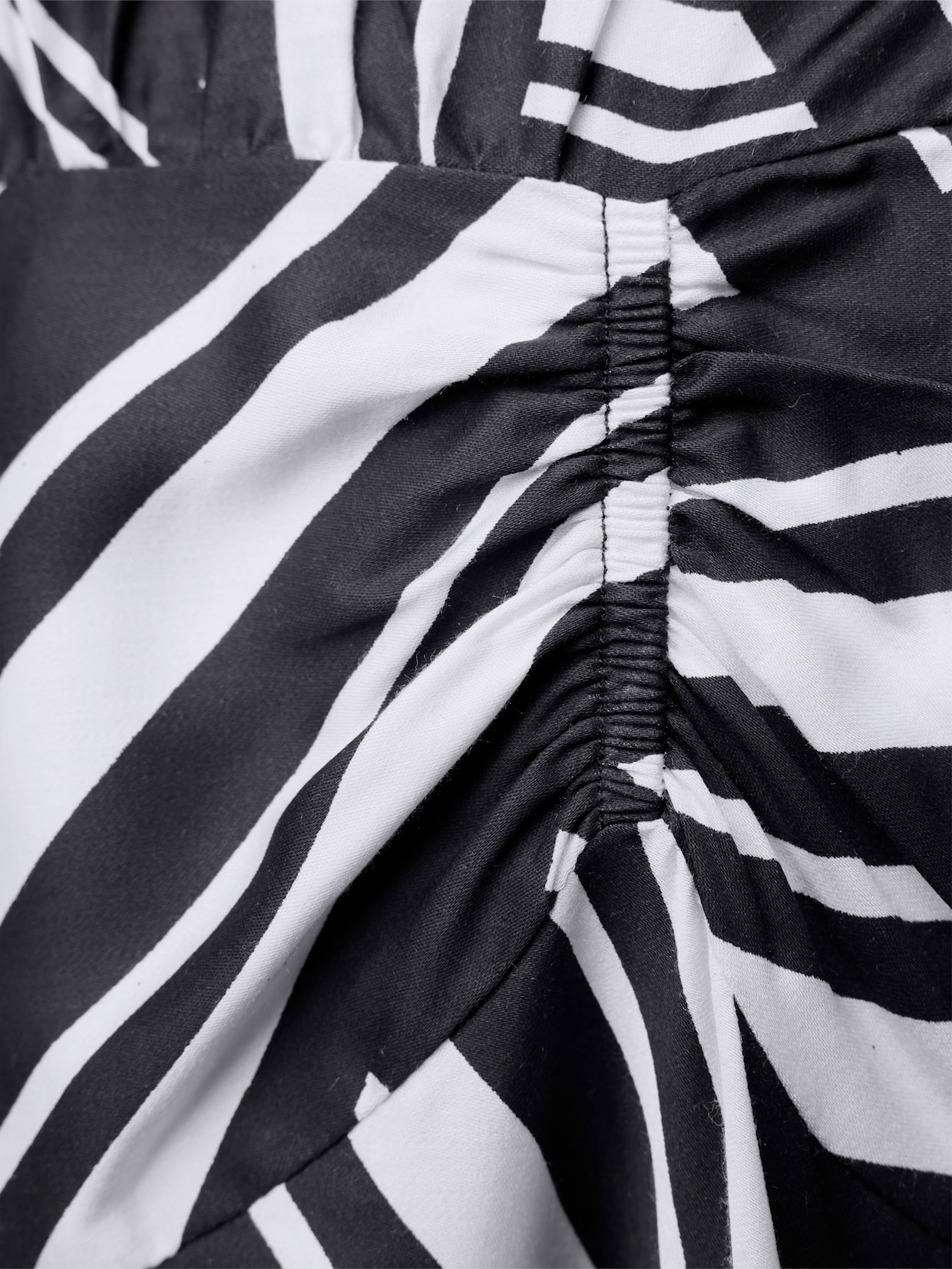 CREATION L PREMIUM Maxikleid mit Grafik-Dessin - schwarz-ecru-bedruckt