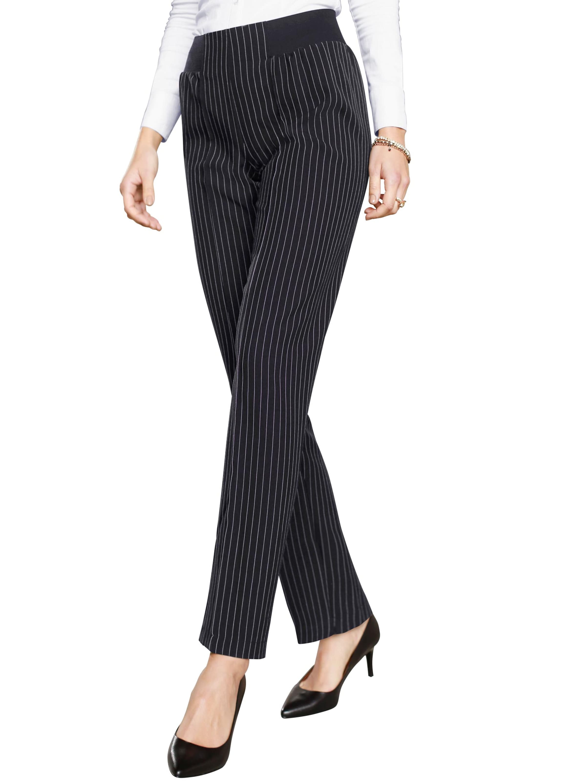 Hose - schwarz-weiß-gestreift