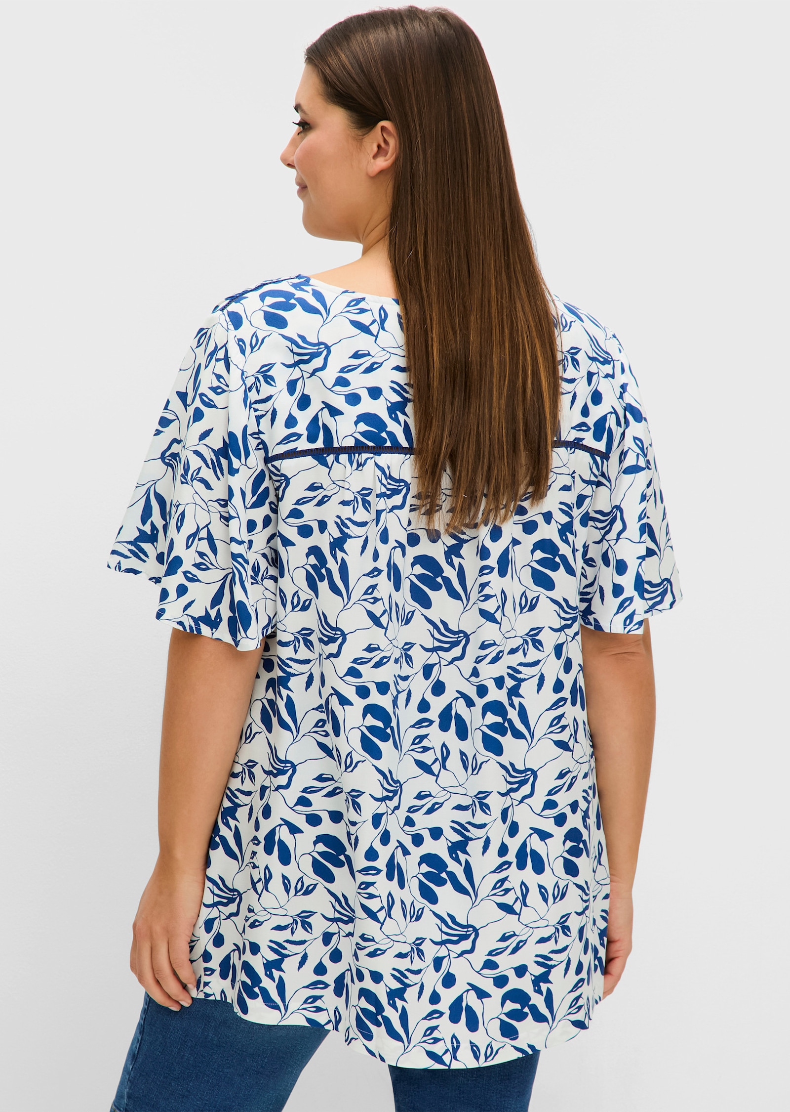 sheego Tunika in A-Linie, mit Flügelärmeln und Blätterprint - ecru-gemustert
