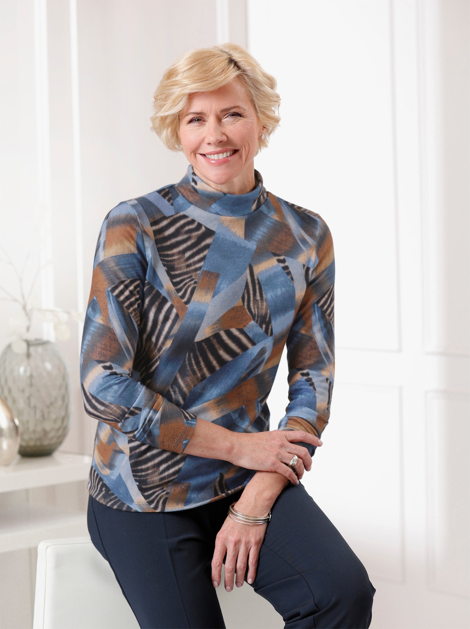 Shirt met opstaande kraag, in grafisch dessin - cognac/bleu bedrukt