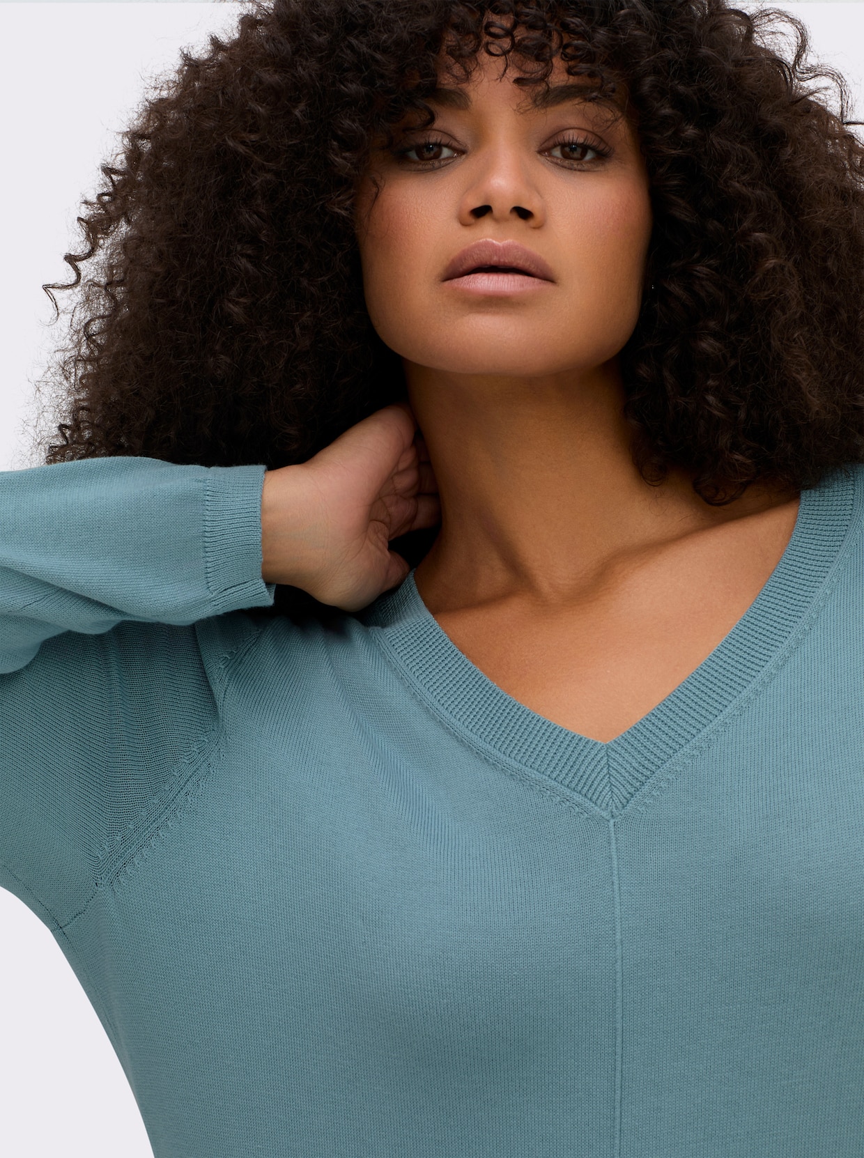 V-Ausschnitt-Pullover mit Biesen vorne - wintertürkis