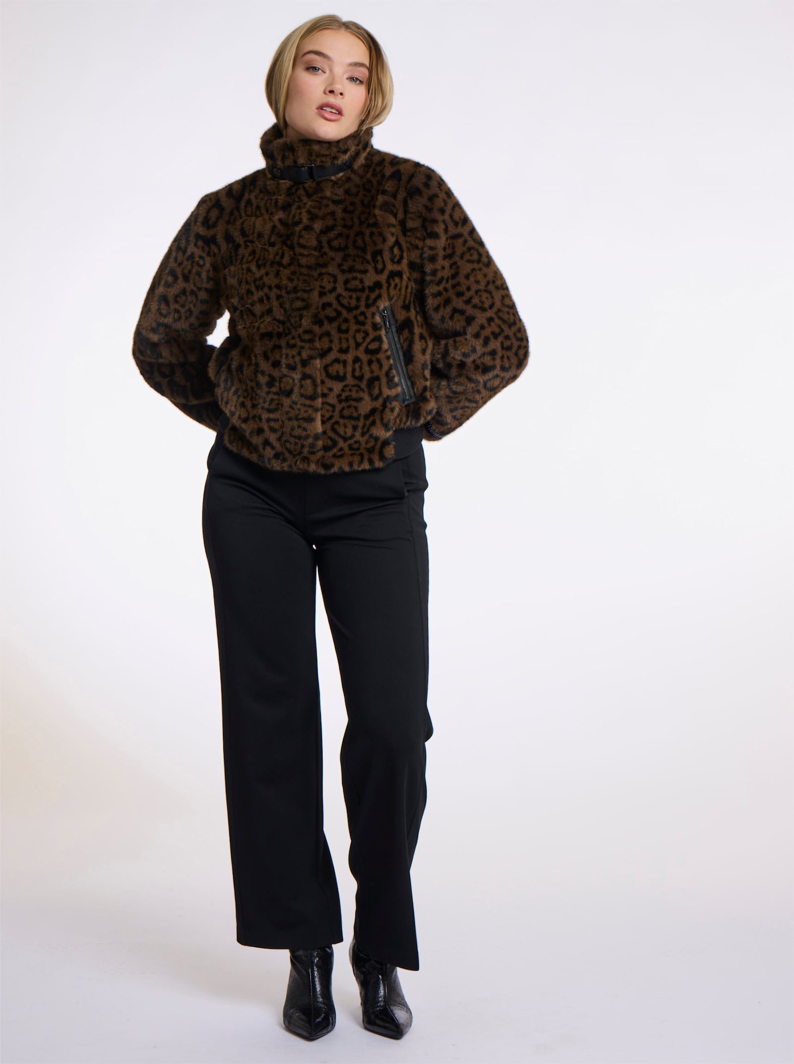 Rino & Pelle Fellimitatjacke mit Leo-Muster - braun-schwarz-gemustert