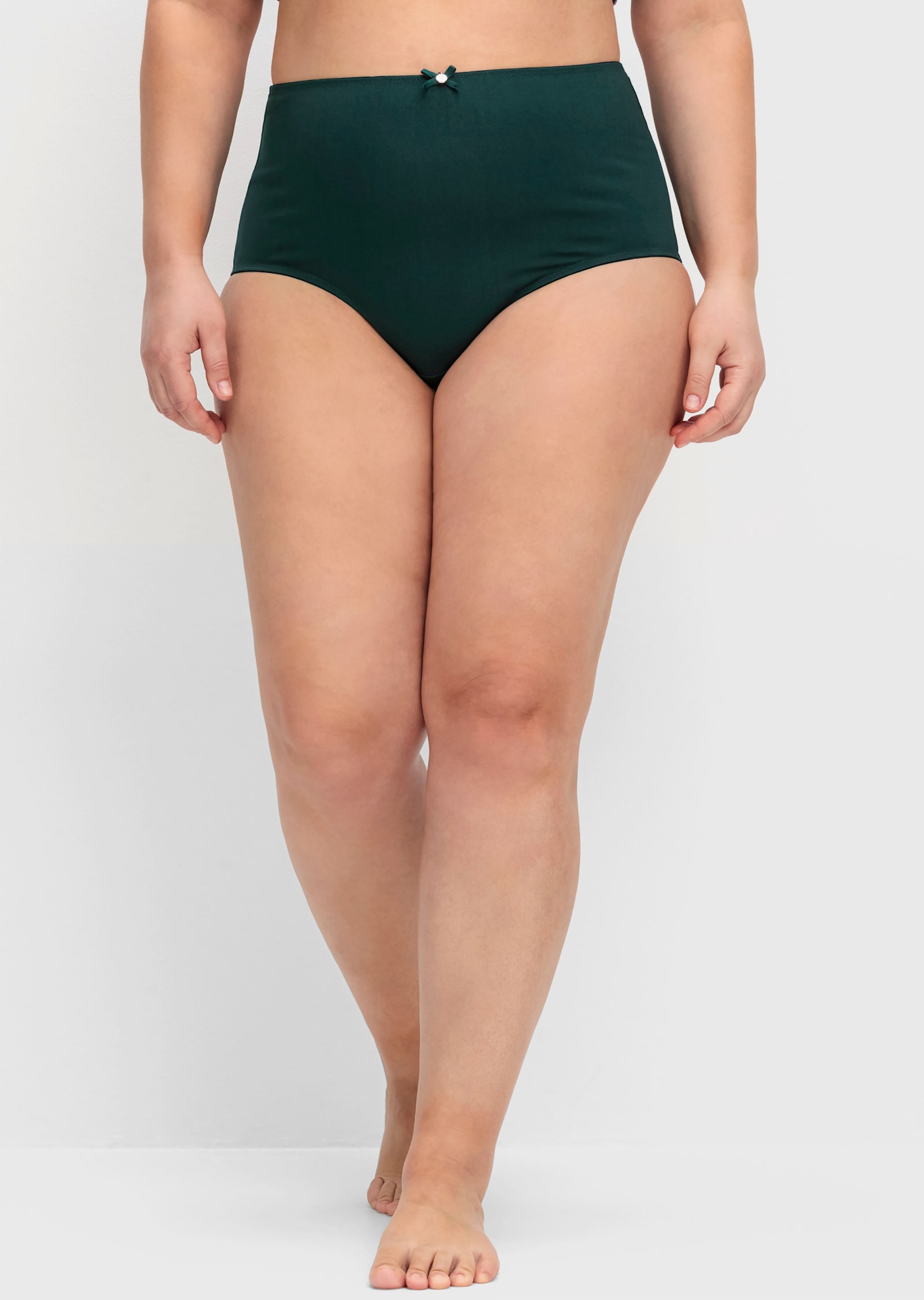 sheego Slip im 3er Pack, mit Zierschleife vorne - schwarz+grün+bedruckt