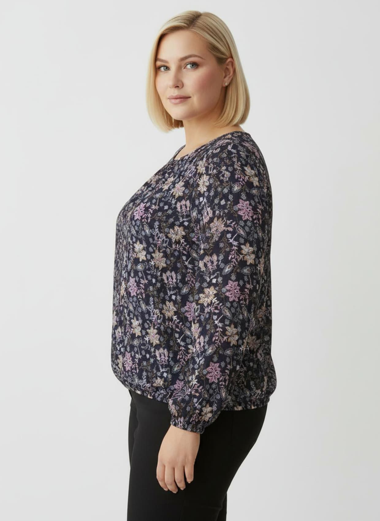 Schlupfbluse in Blüten-Dessin - marine-rosenquarz-bedruckt