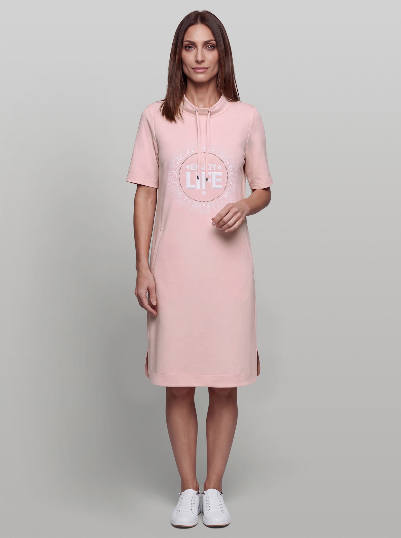 heine Freizeitkleid mit Stickerei - hellrosé-weiß