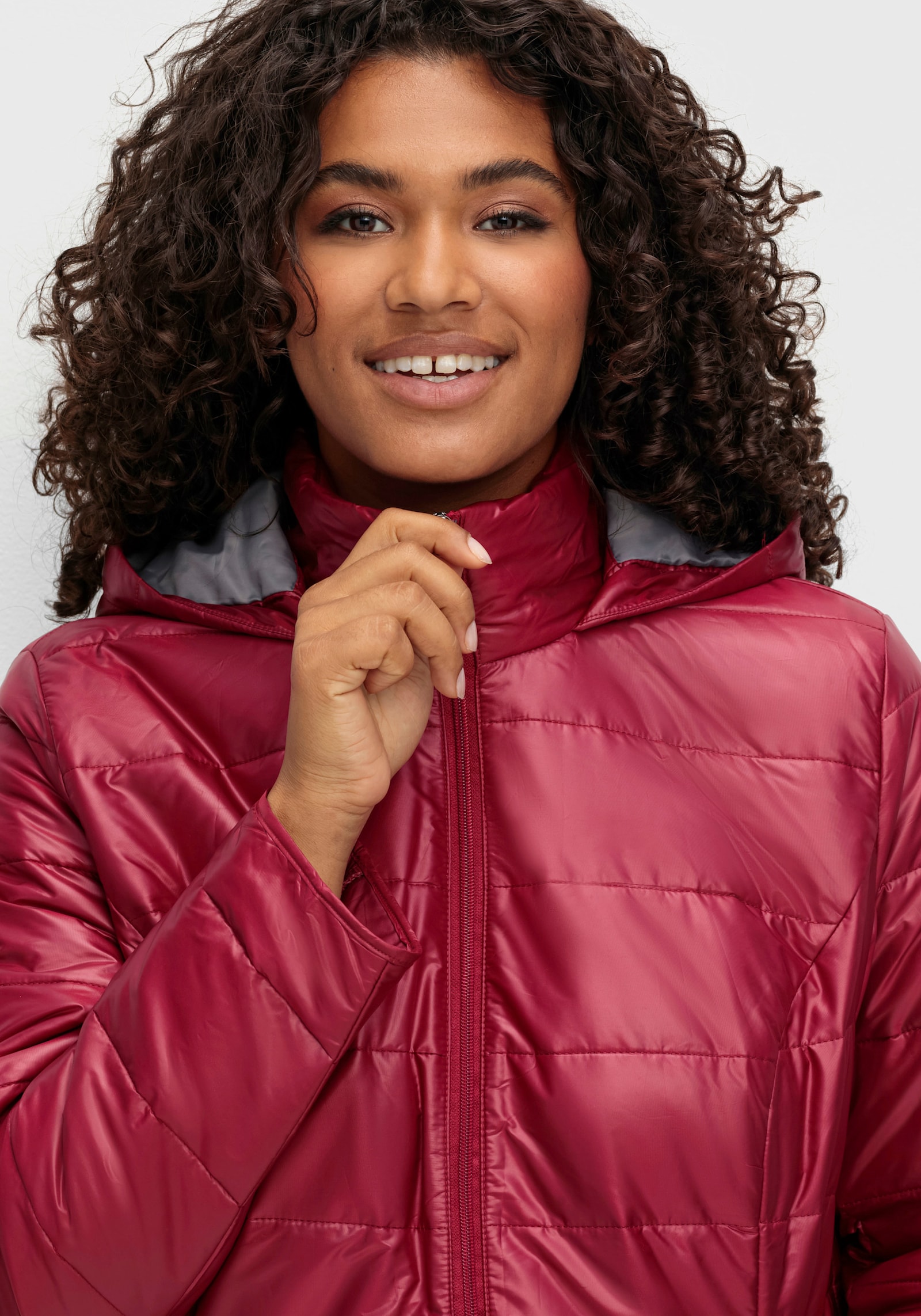 Steppjacke mit Kapuze, wärmend - bordeaux