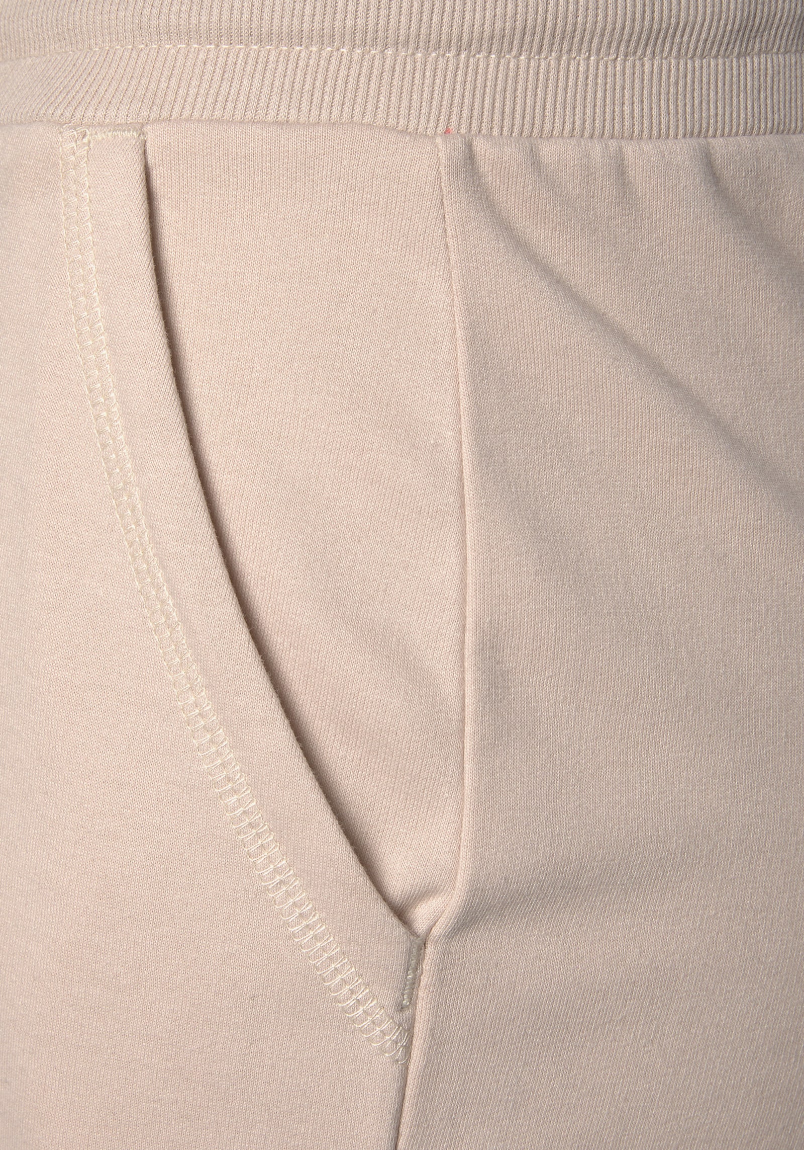 LASCANA Shorts - nougat