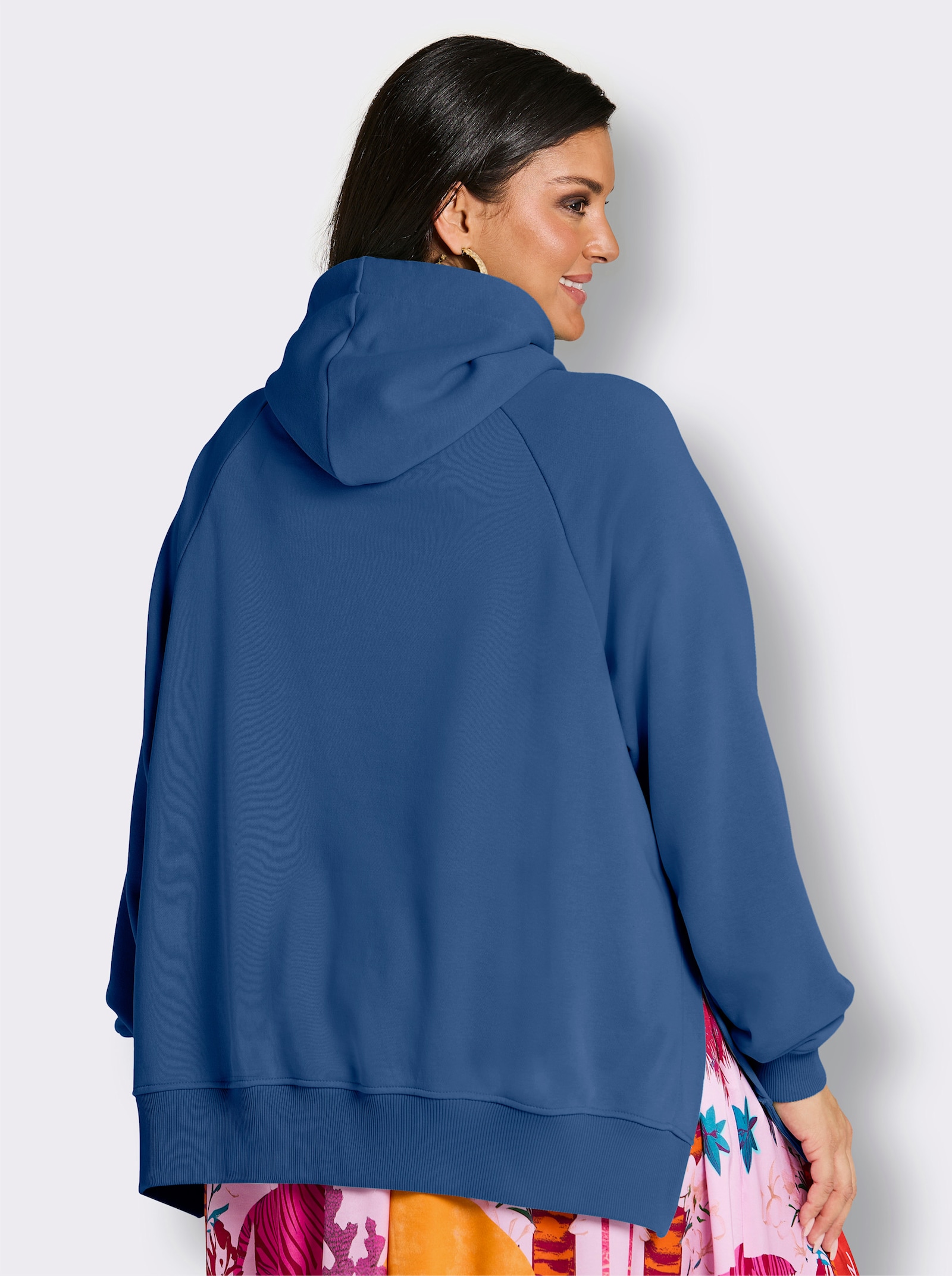 sheego loves miss goodlife Kapuzensweatshirt mit Neon-Print vorn - royalblau-pink-bedruckt