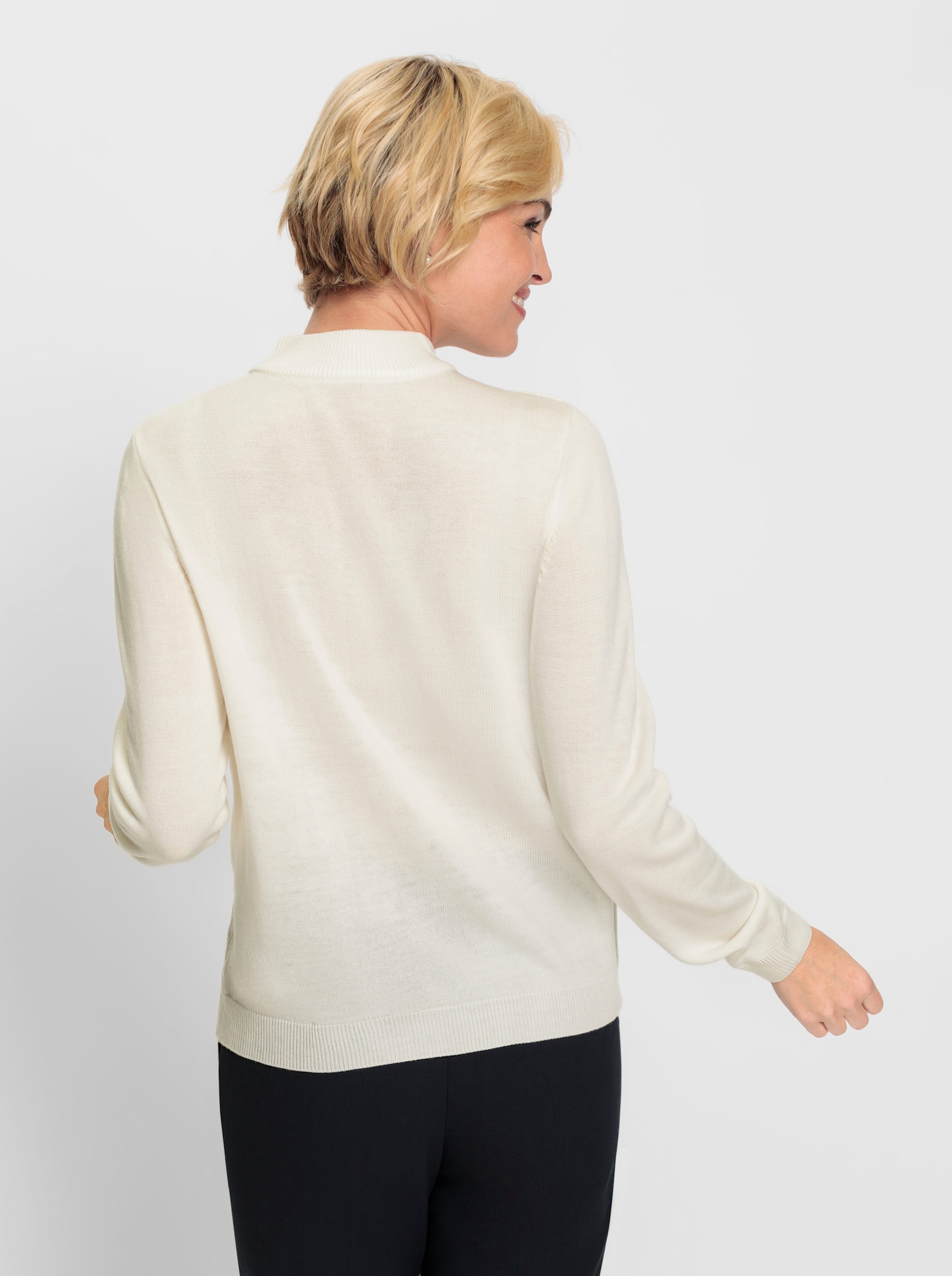 Stehkragenpullover im Strickmuster-Mix - ecru