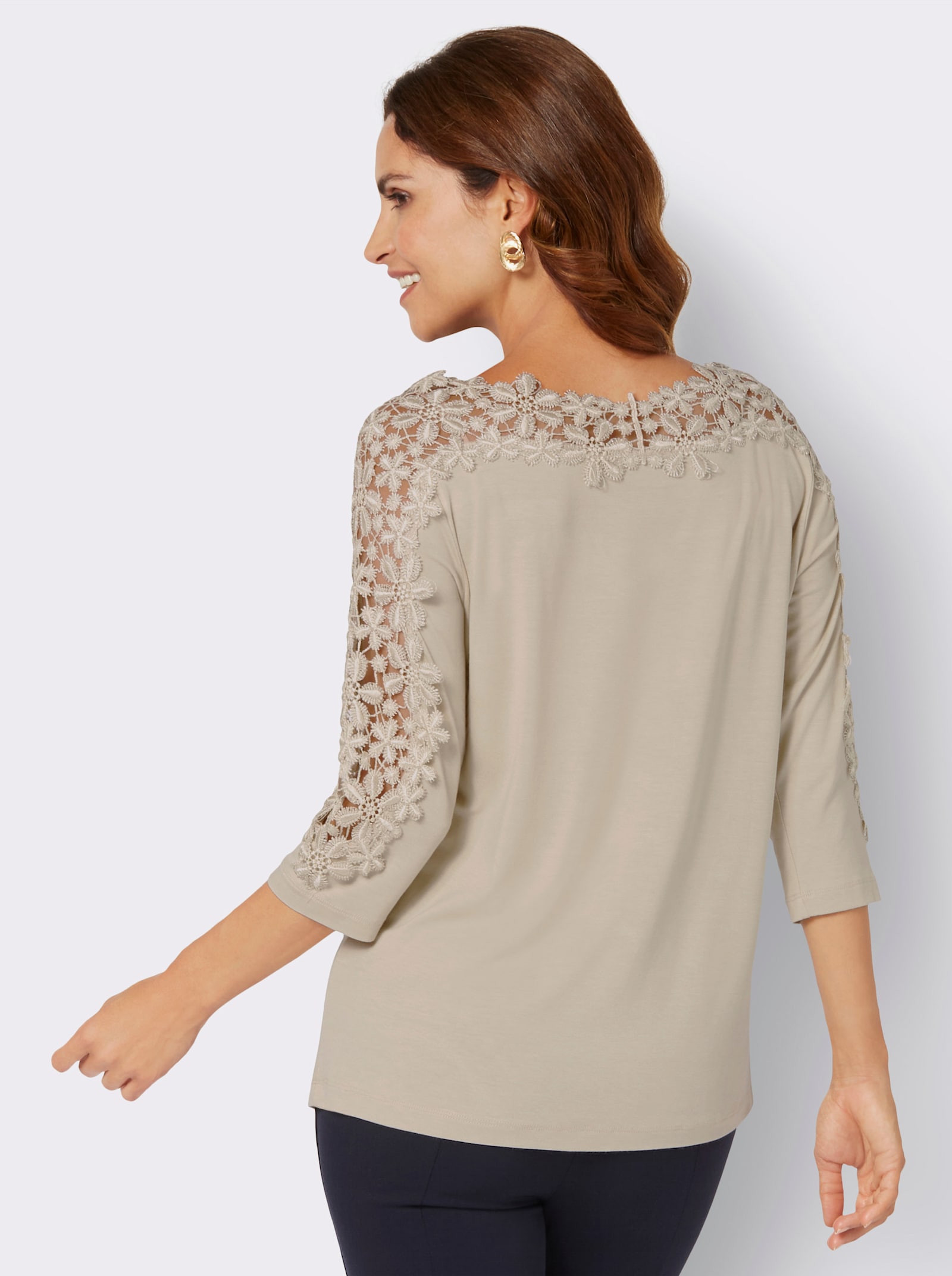 Kanten shirt met boothals - zand